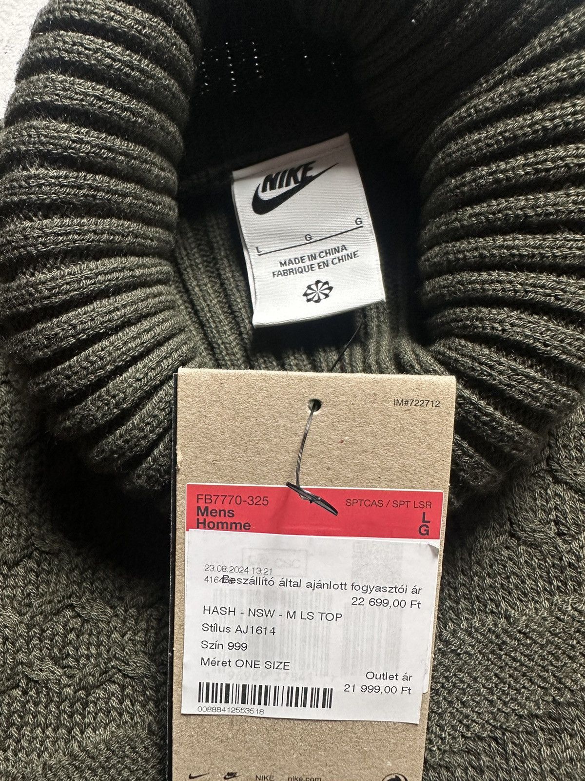Vintage Vintage Nike turtleneck big logo swoosh size : S,M,L Size US L / EU 52-54 / 3 - 5 Thumbnail