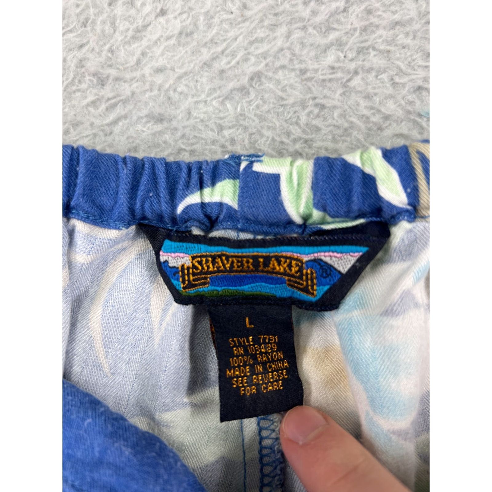 Vintage Shaver Lake Pants Womens Large Blue Floral 100% Rayon Wood Button Hawaiian Size 36" / US 14 / IT 50 - 3 Thumbnail
