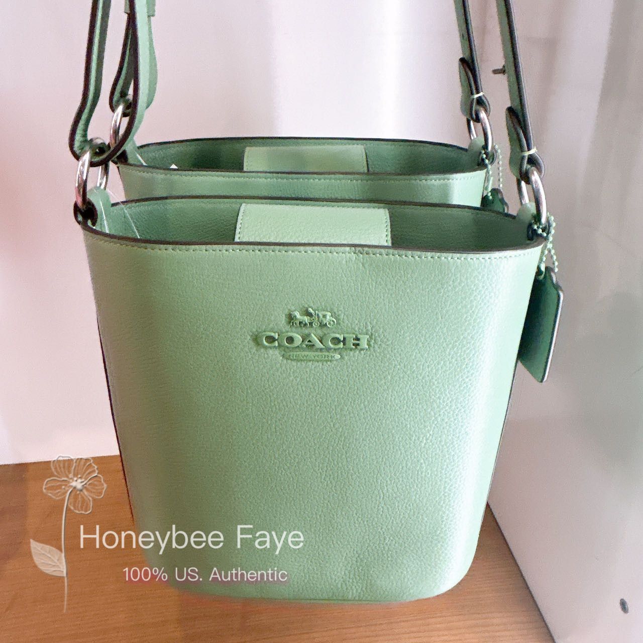 image of Coach Sophie Bucket Bag Cr153 in Silver/Soft Green, Women's