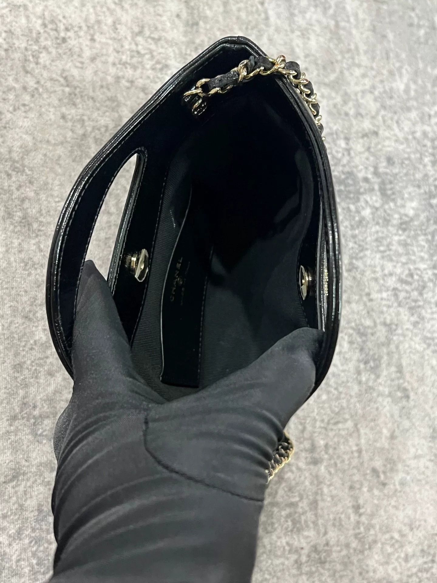 Chanel Chanel 31 Bag Waxed Leather Black Gold Nano Size US XXS / EU 40 - 5 Thumbnail