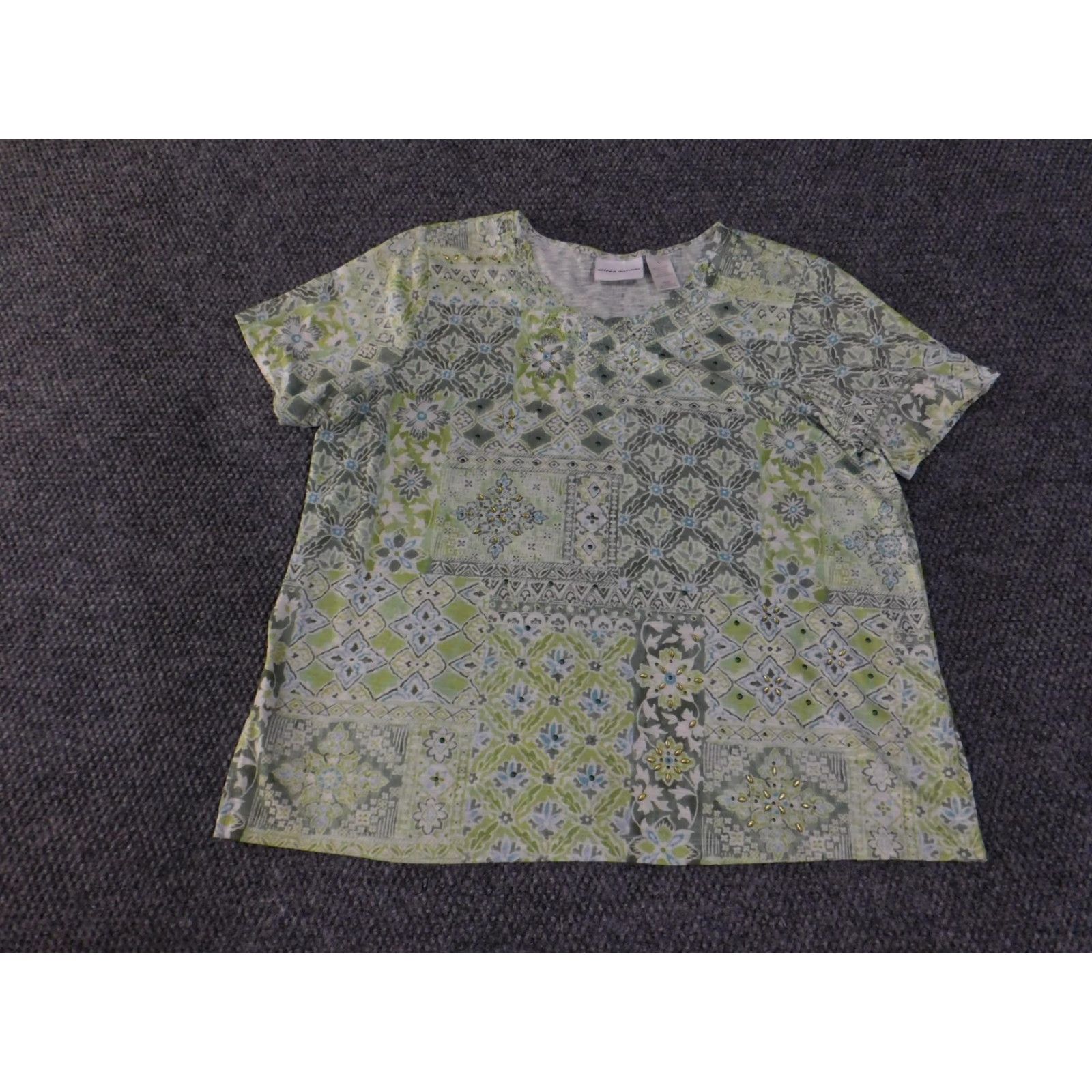 Vintage Alfred Dunner Shirt Womens Large Green Blue Patchwork Short Sleeve Rhinestone Size L / US 10 / IT 46 - 2 Thumbnail