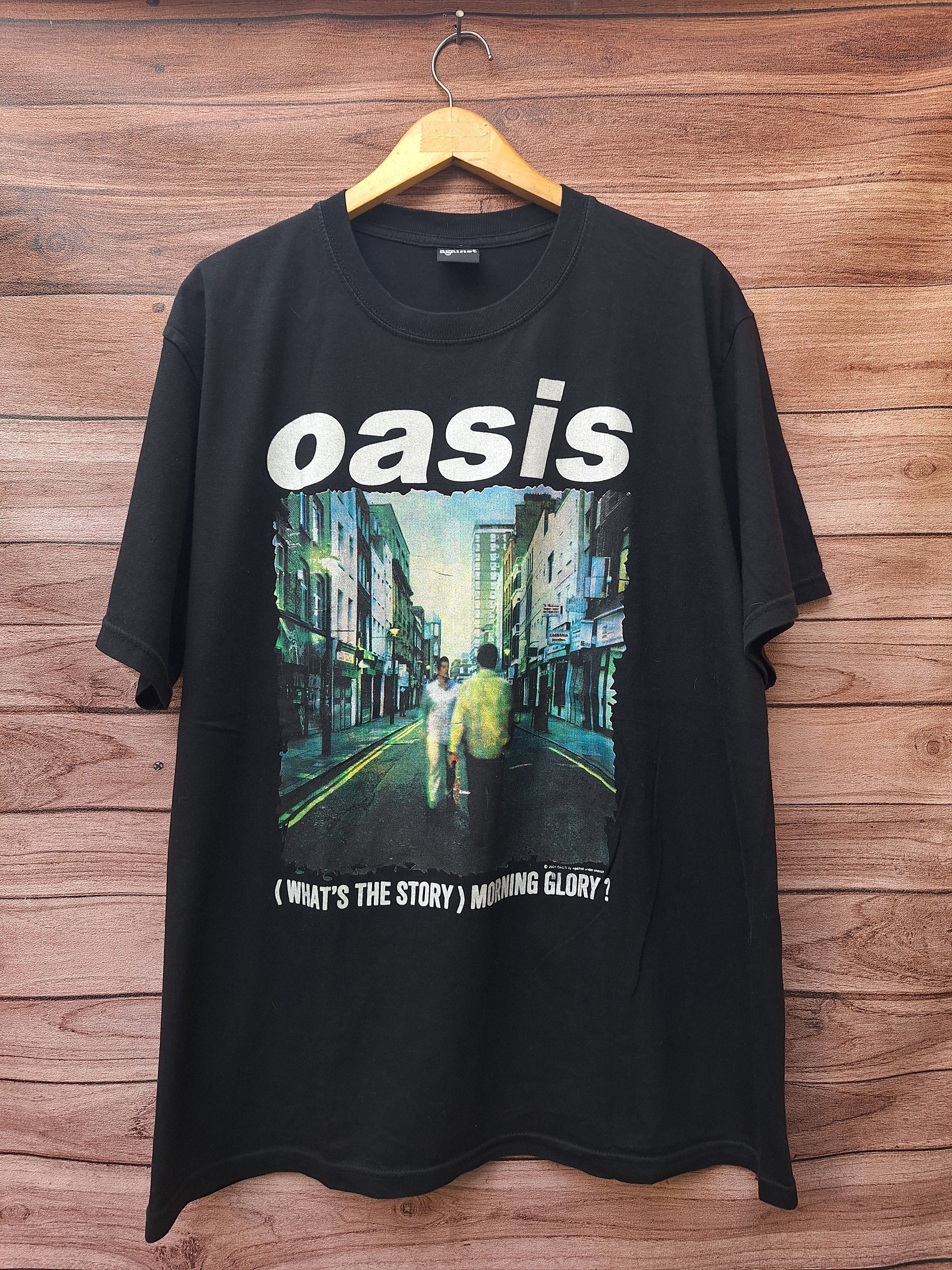 Band Tees 🔥RARE🔥 Vintage Oasis what's the story morning glory 2004 Size US L / EU 52-54 / 3 - 1 Thumbnail
