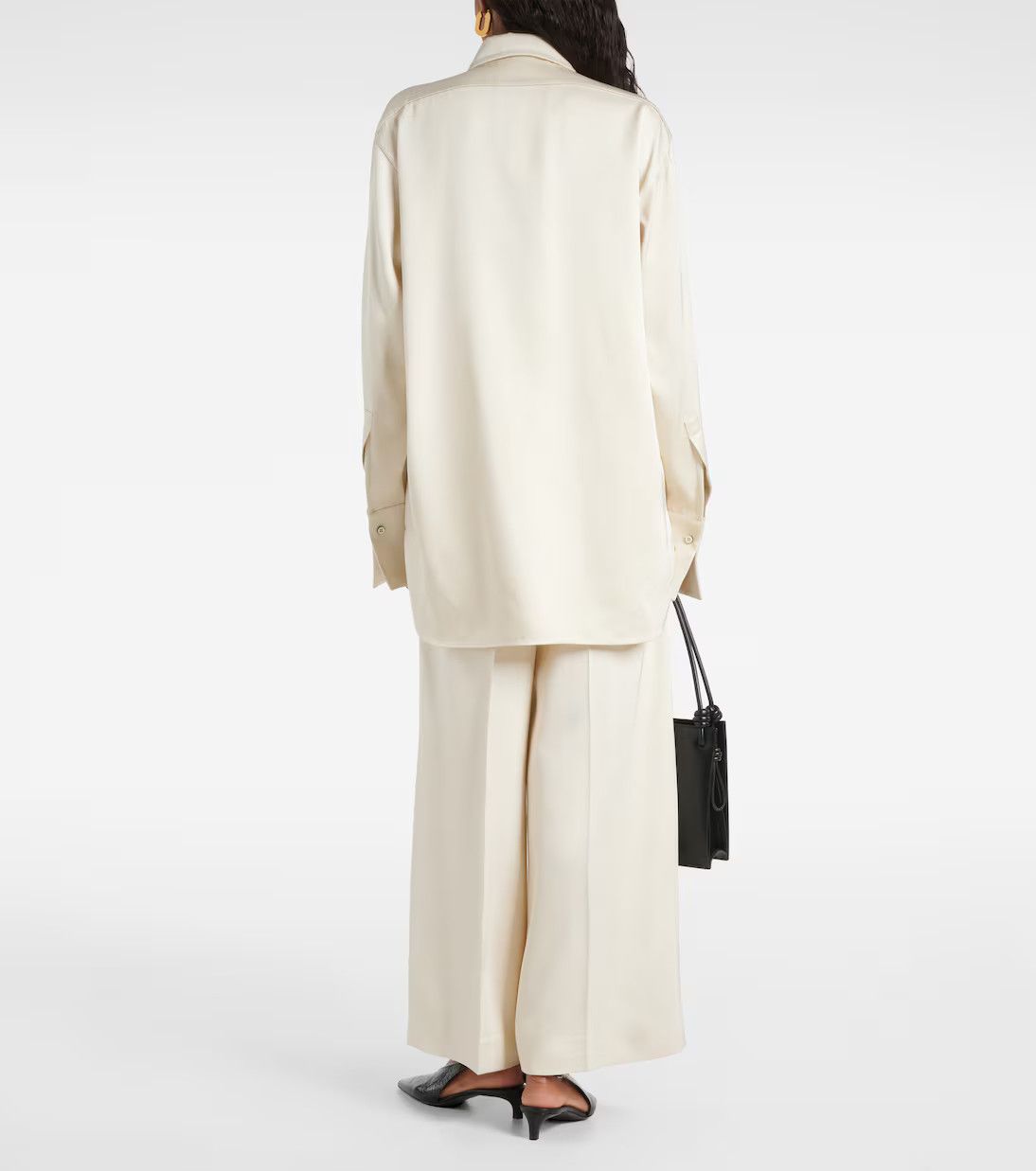 Jil Sander o1loc1c0426 Oversized Satin Shirt in Beige Size M / US 6-8 / IT 42-44 - 3 Thumbnail