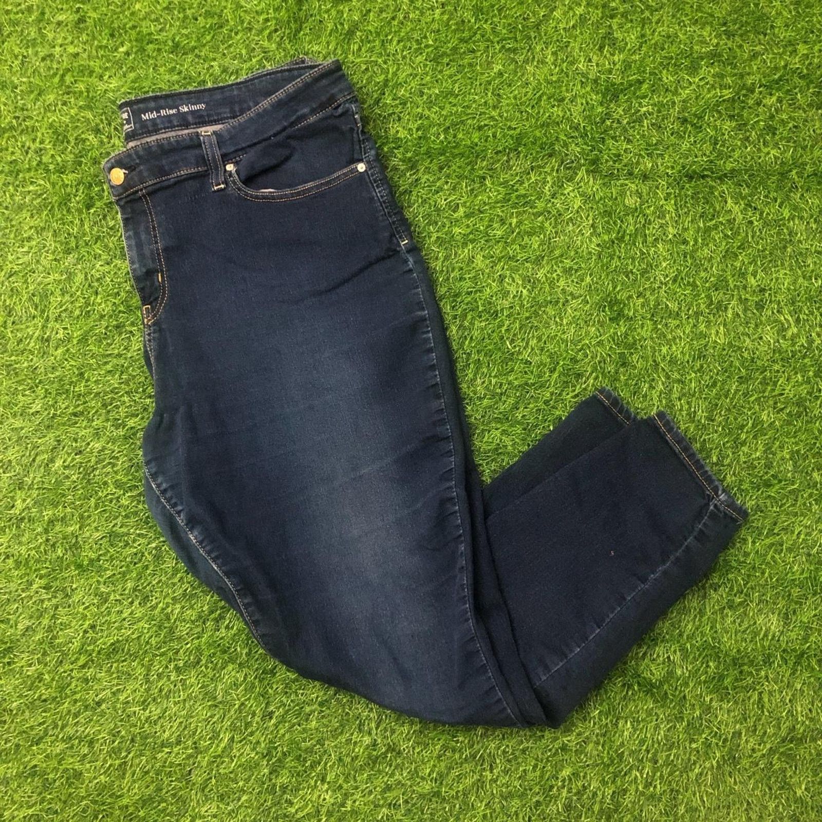 Levi's Levi Blue Signature Mid Rise Skinny Jeans w/ Stretch Waist Size 28" / US 6 / IT 42 - 1 Thumbnail