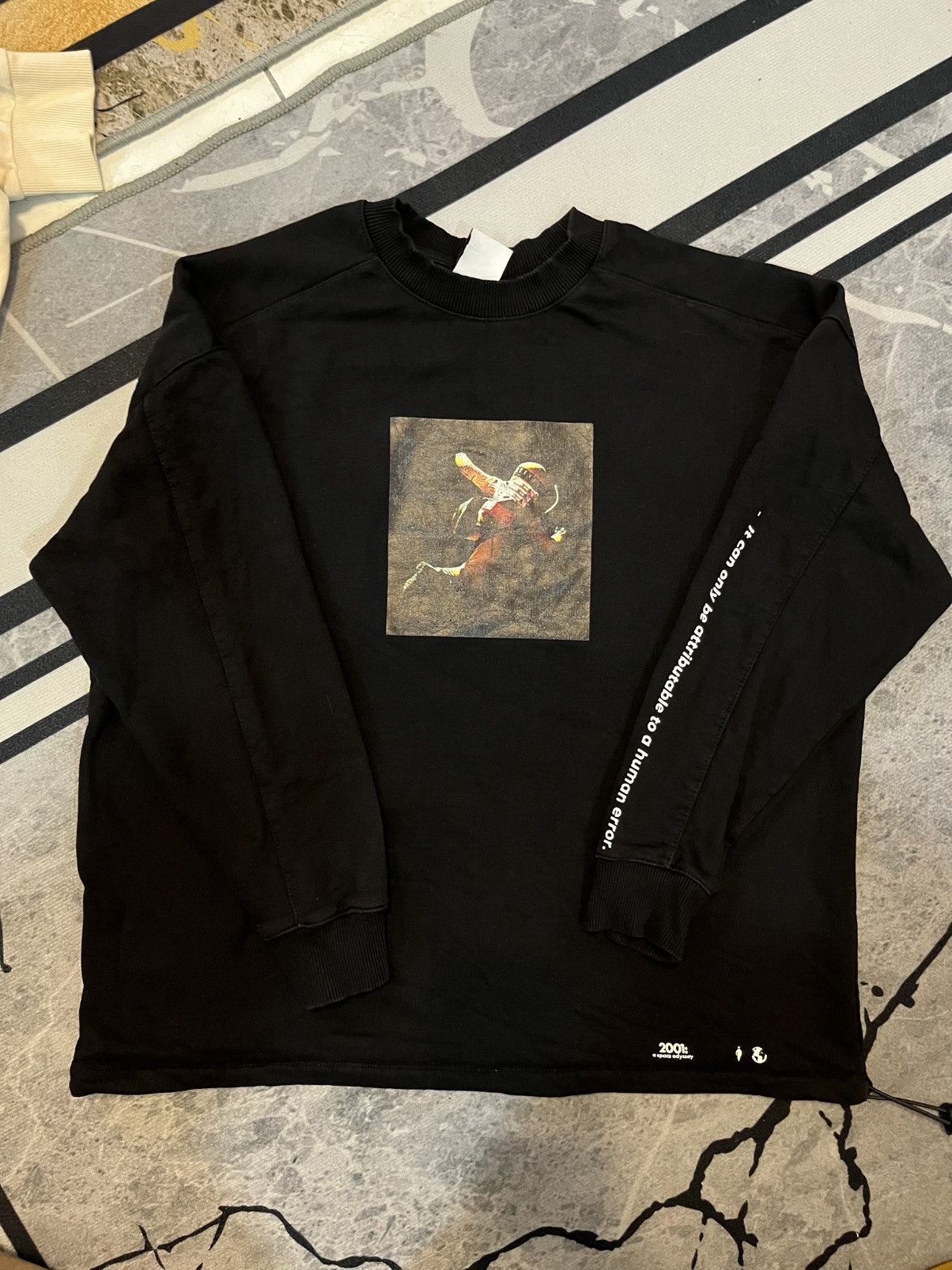 Zara SWEATSHIRT ZARA x 2001 A SPACE ODYSSEY Size US L / EU 52-54 / 3 - 1 Thumbnail