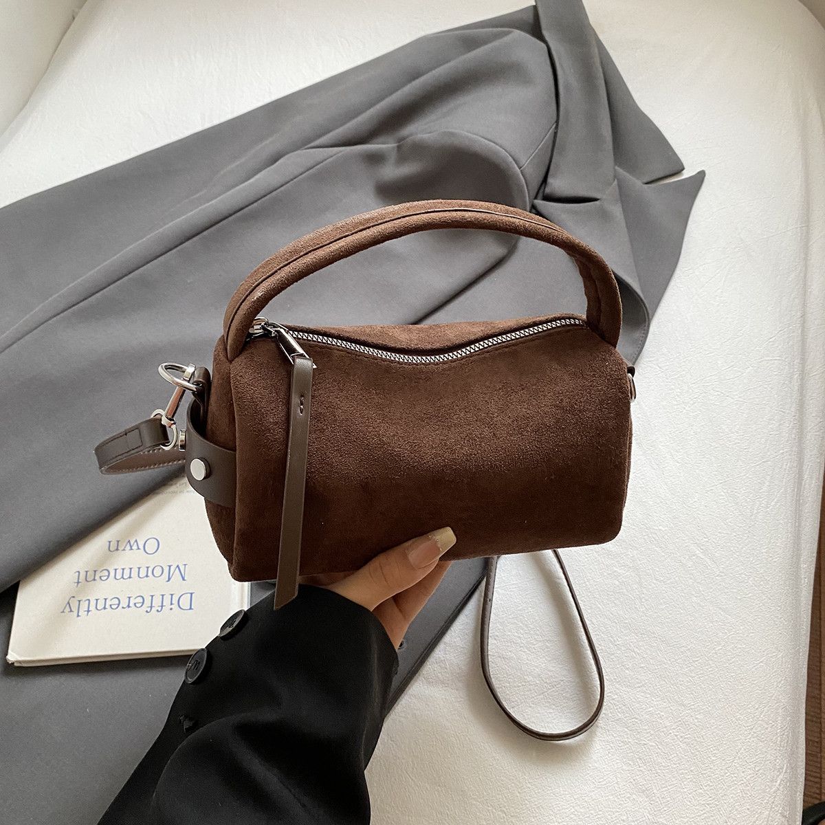 Leather Retro Luxe Mini Bucket Bag Size ONE SIZE - 3 Thumbnail