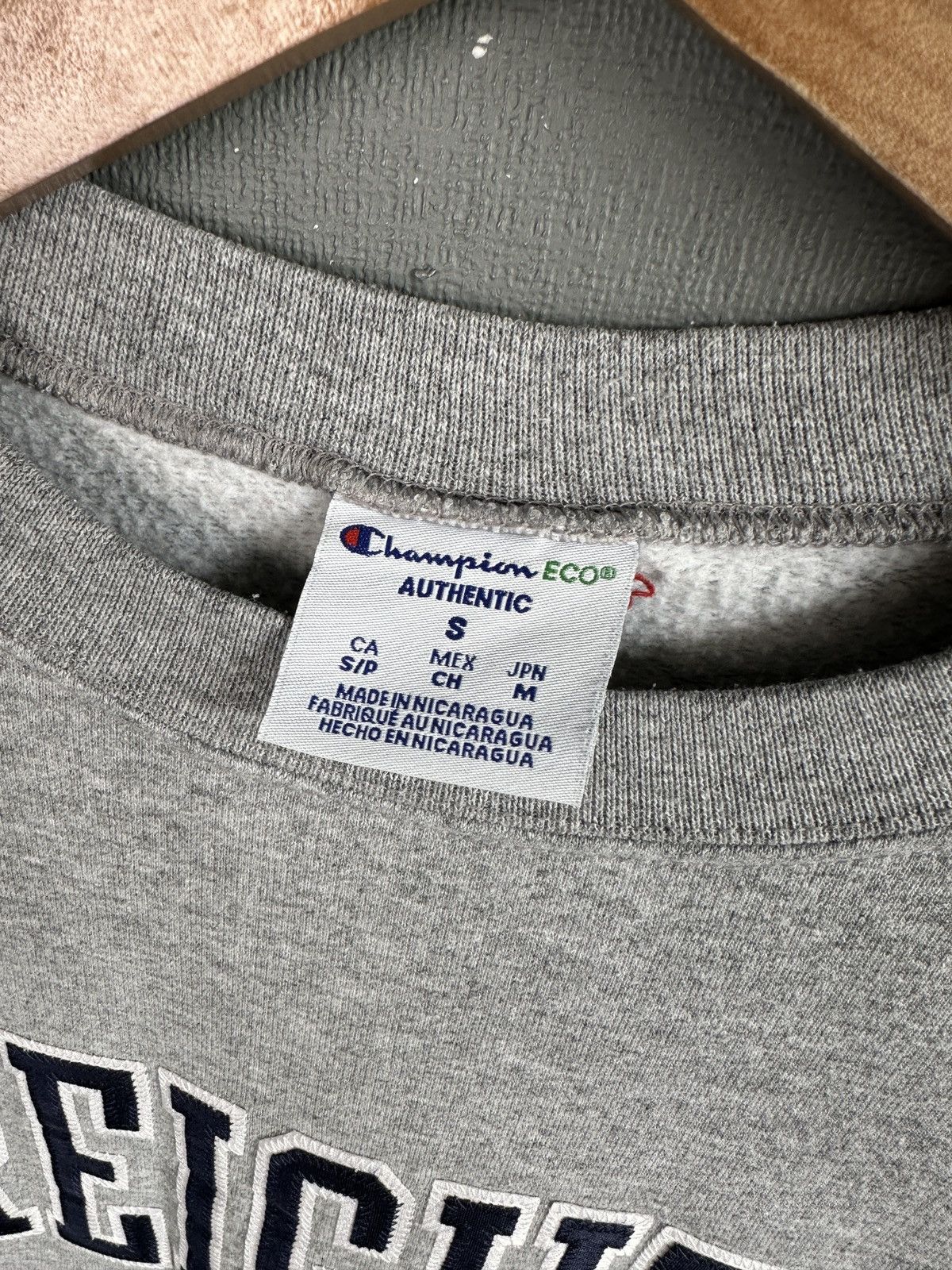 Champion Vintage CHAMPION Creighton Big Logo Sweatshirt Size US S / EU 44-46 / 1 - 8 Thumbnail