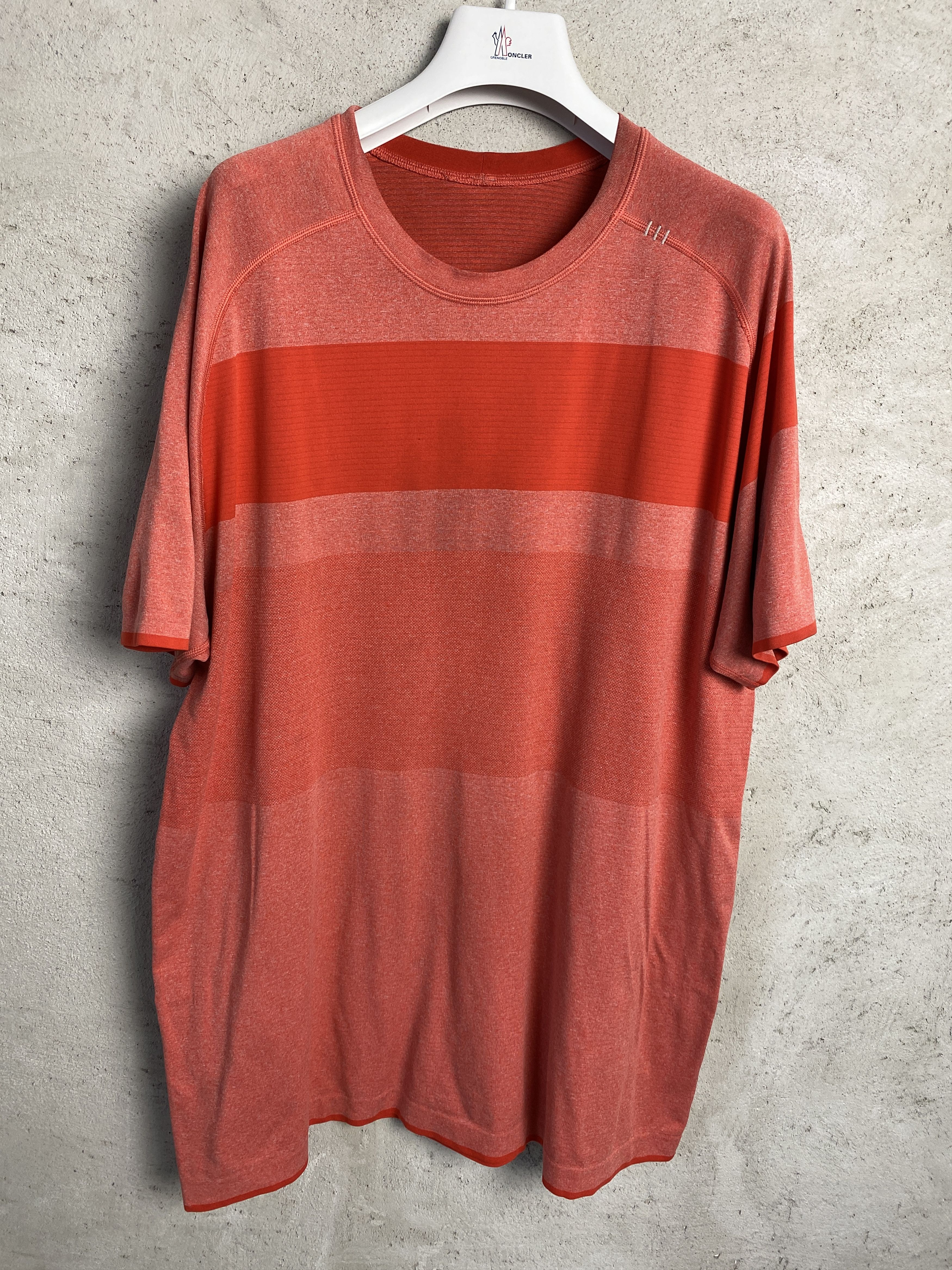 Lululemon Lululemon sport t-shirt tee casual Size US XL / EU 56 / 4 - 1 Thumbnail