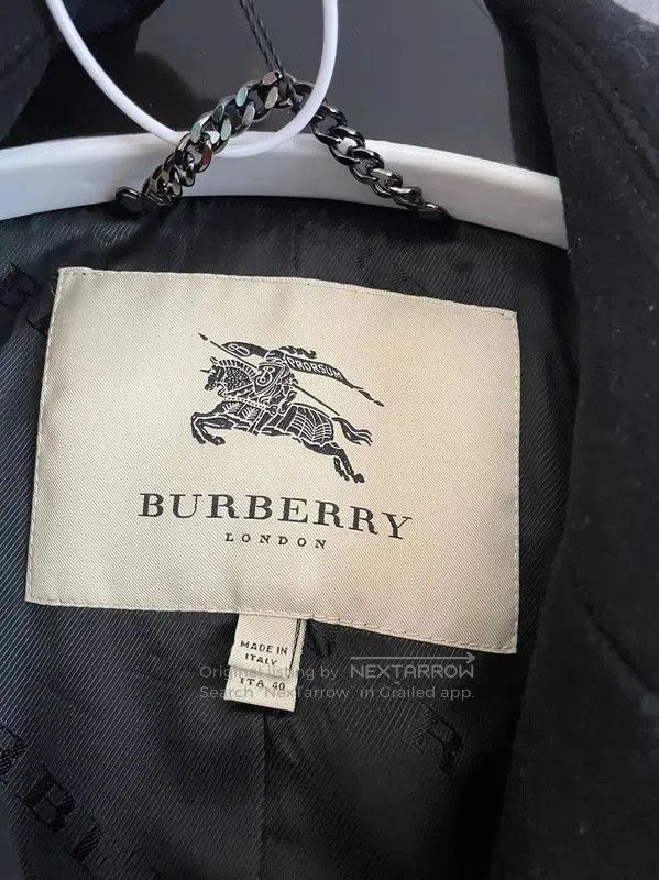 Burberry Burberry Women's Black Wool Trench Coat. Size M / US 6-8 / IT 42-44 - 3 Thumbnail