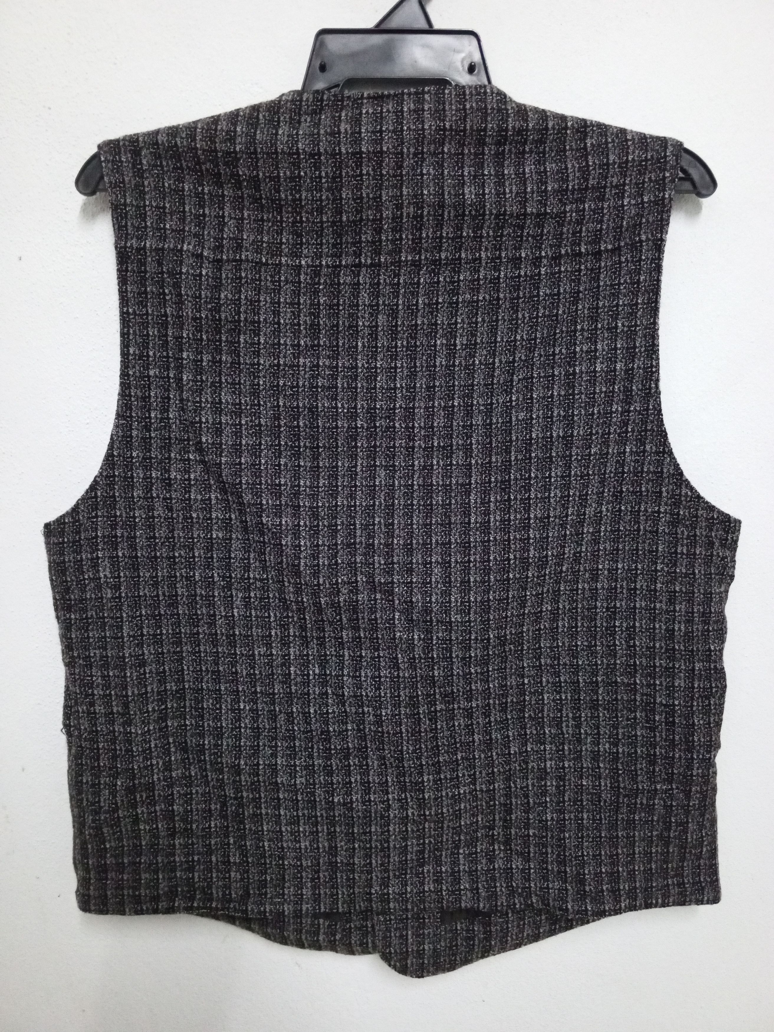 Uniqlo { VINTAGE UNIQLO VEST } Size US M / EU 48-50 / 2 - 6 Thumbnail