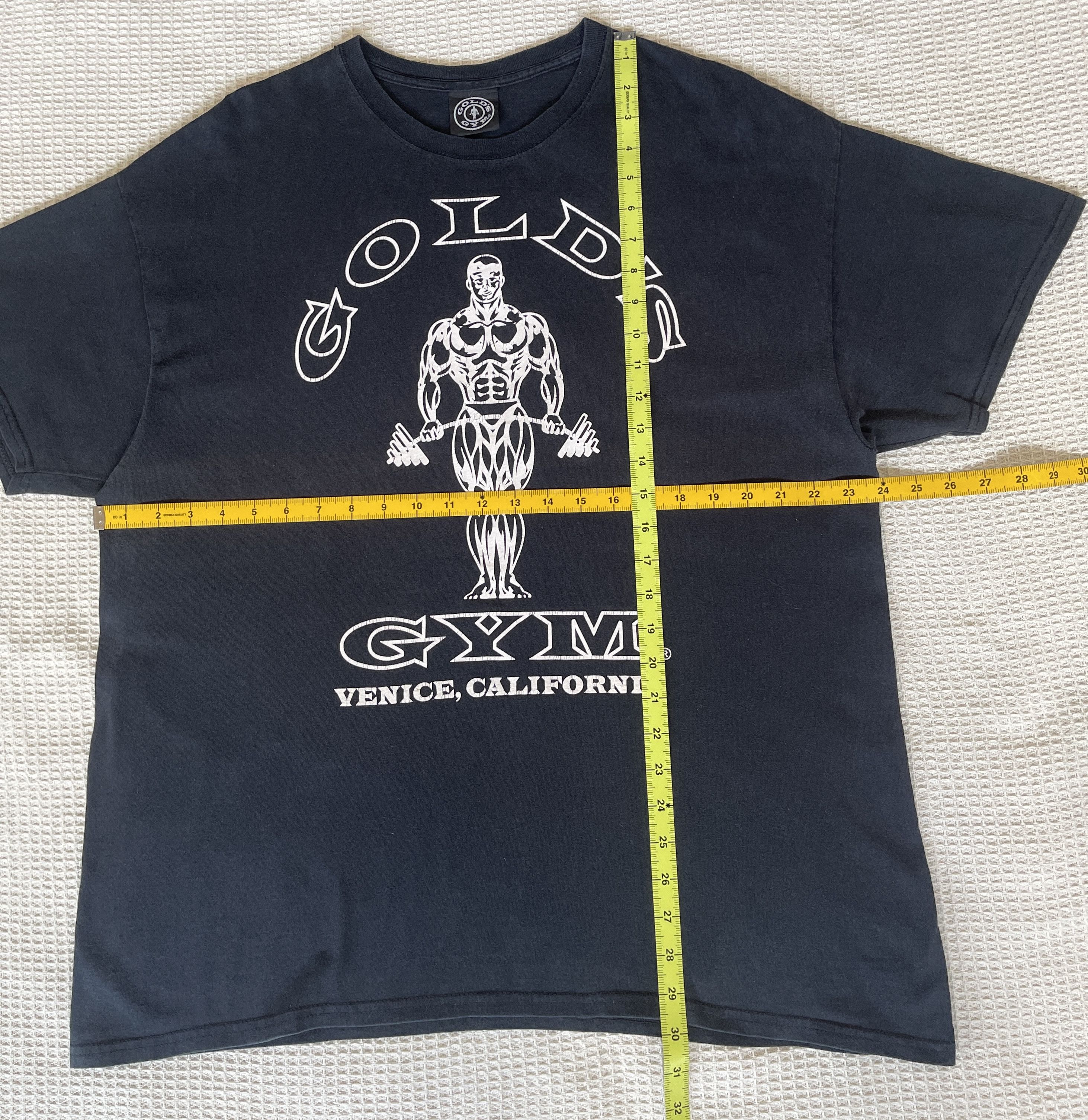 Gymshark Vintage y2k🔥GOLD’S GYM🔥Venice,California USA Big Logo Tee Size US XL / EU 56 / 4 - 3 Thumbnail