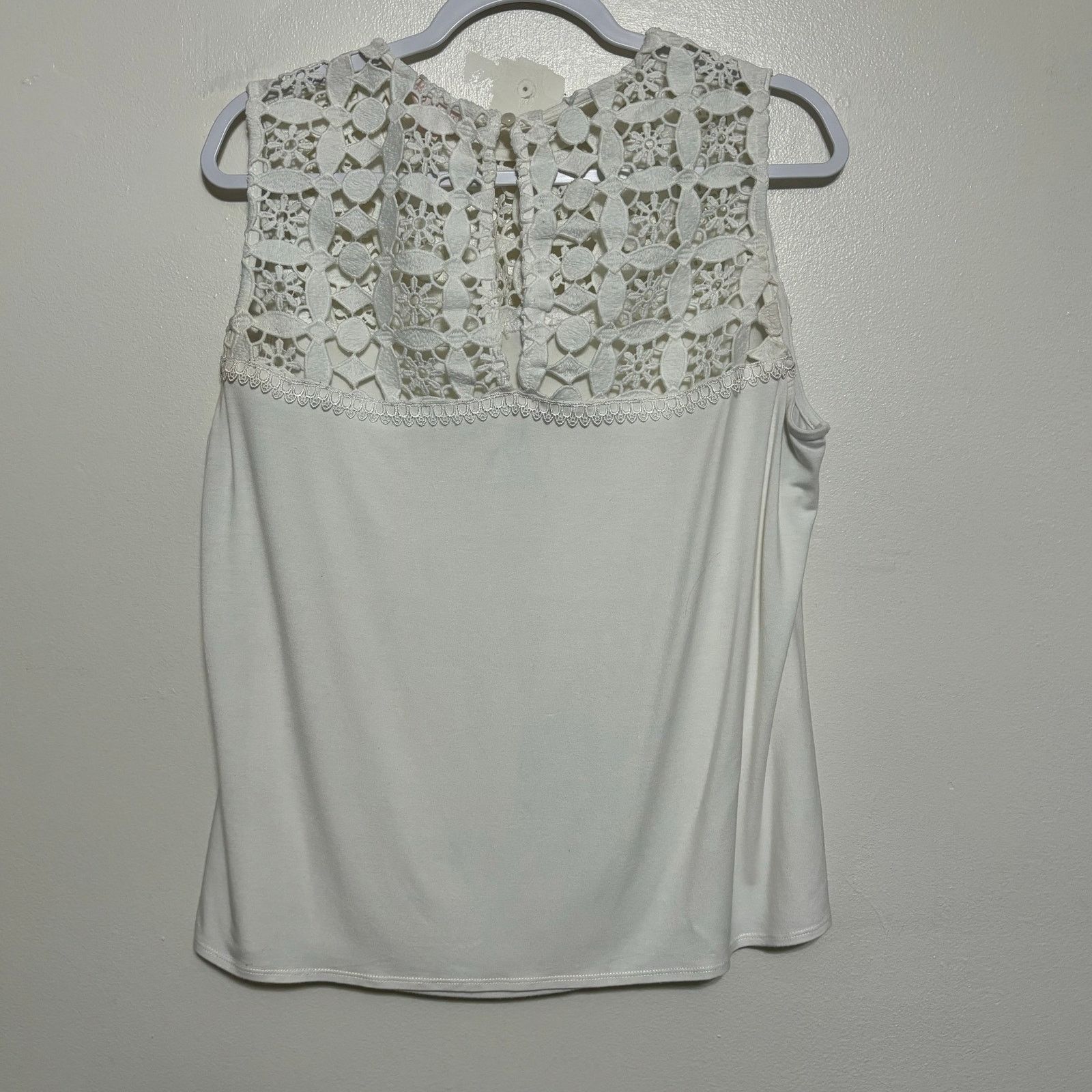 Nanette Lepore Nanette Lepore Ivory Crocheted Lace Sleeveless Top Size 1X Size XXL / US 16-18 / IT 52-54 - 10 Thumbnail