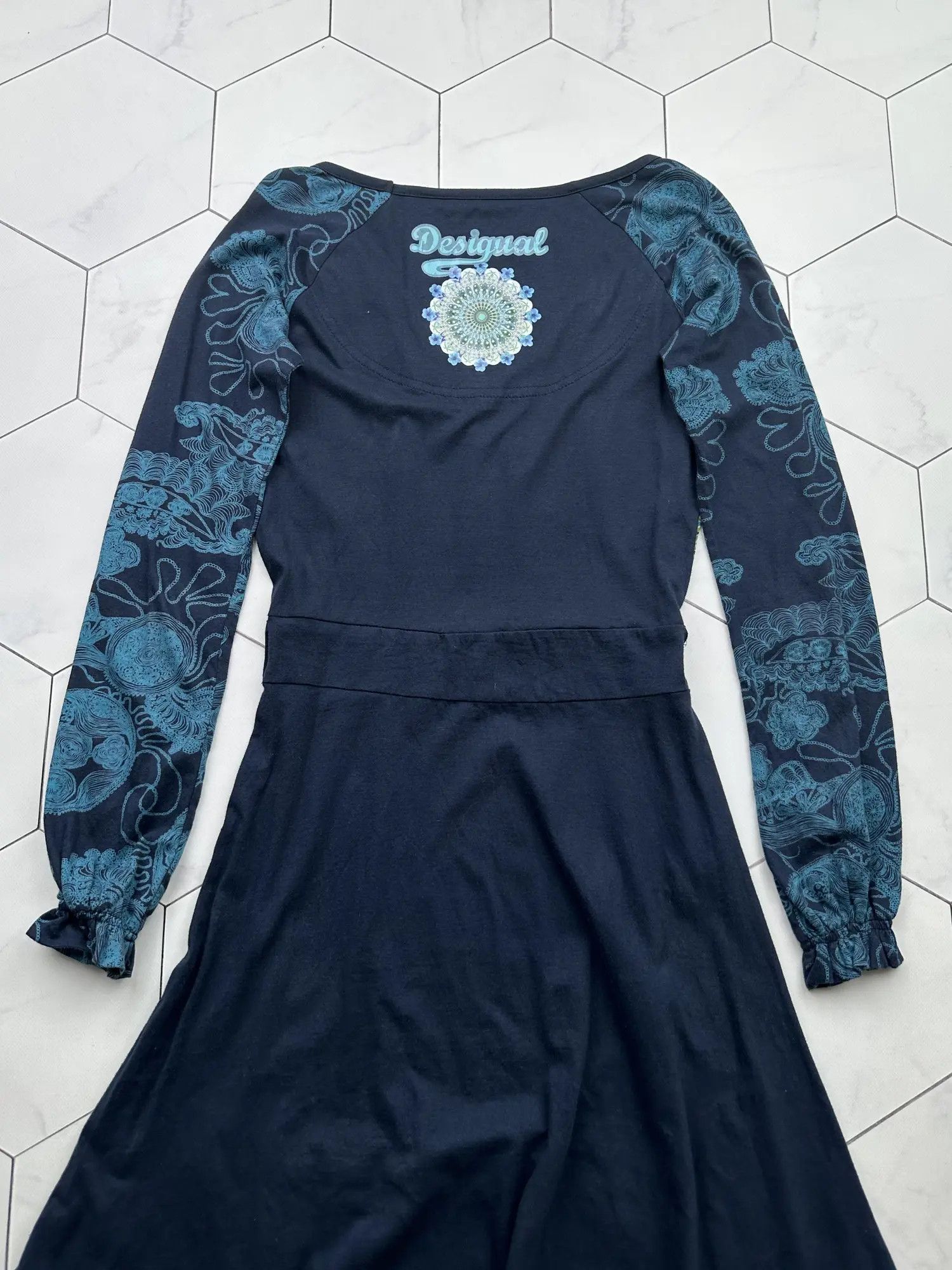 Desigual Desigual Printed Dress (B391) Size M / US 6-8 / IT 42-44 - 8 Thumbnail