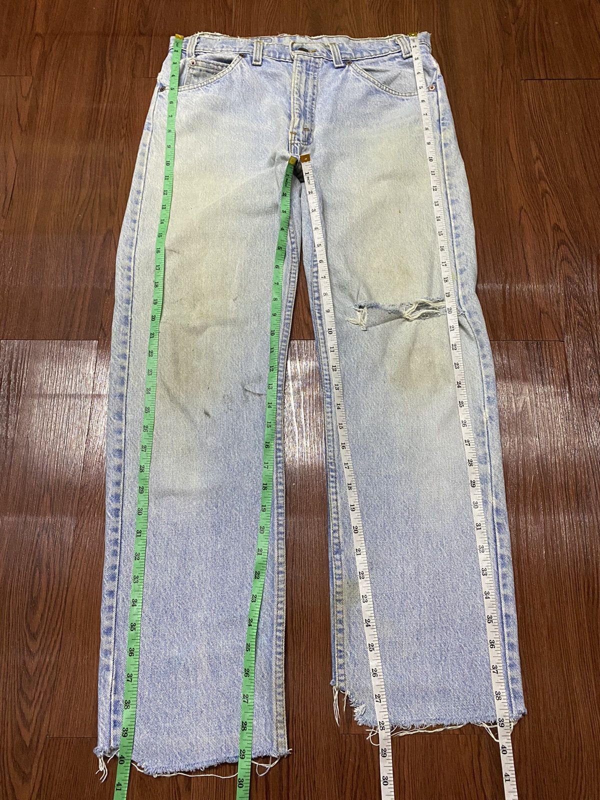 Levi's Vintage Clothing Vintage Levis 80s Faded Wash Distressed Style Loose Jeans Size US 32 / EU 48 - 8 Thumbnail