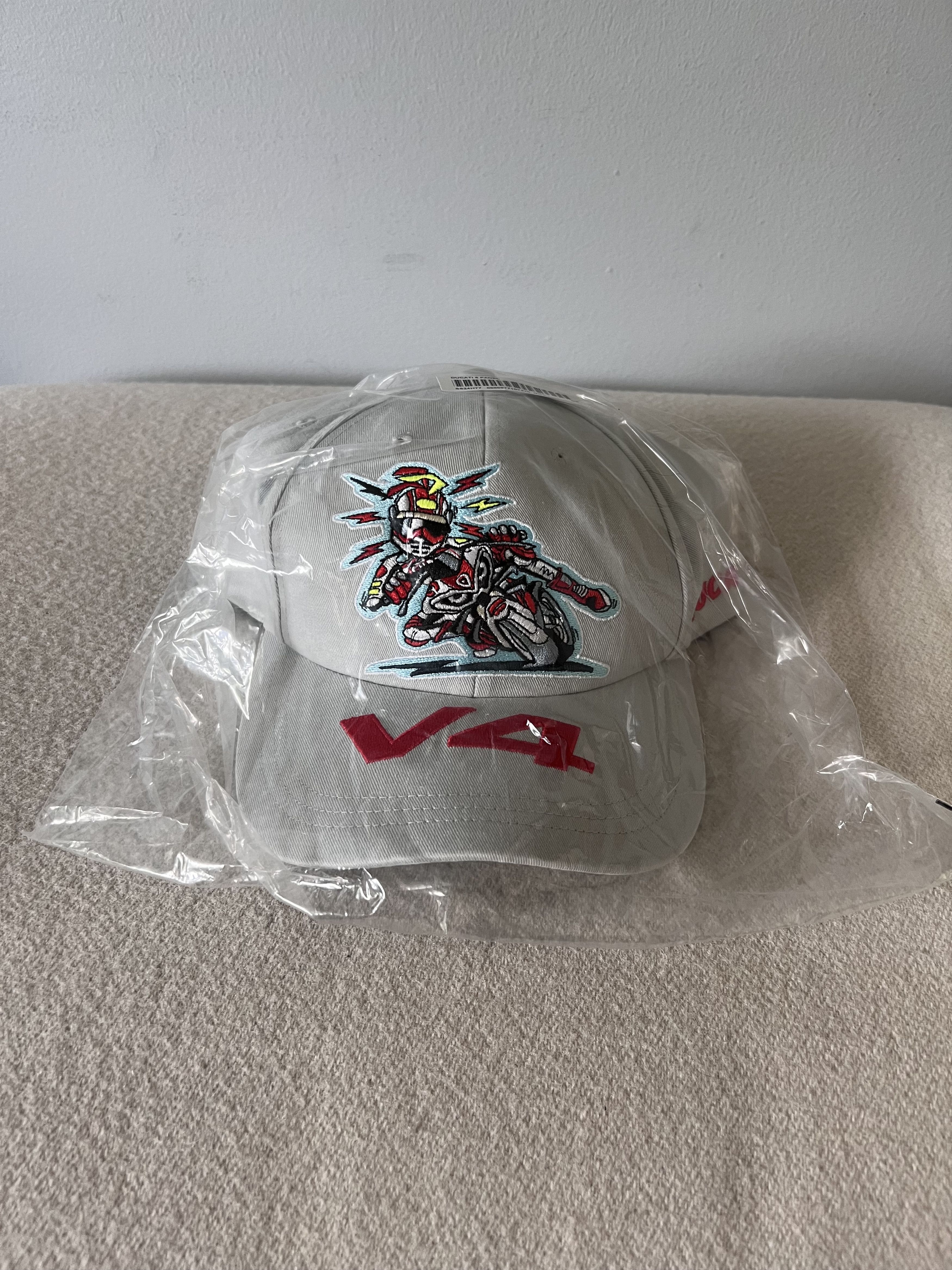 Ducati × Supreme Ducati Supreme 6 Panel Hat in Grey Size ONE SIZE - 2 Thumbnail