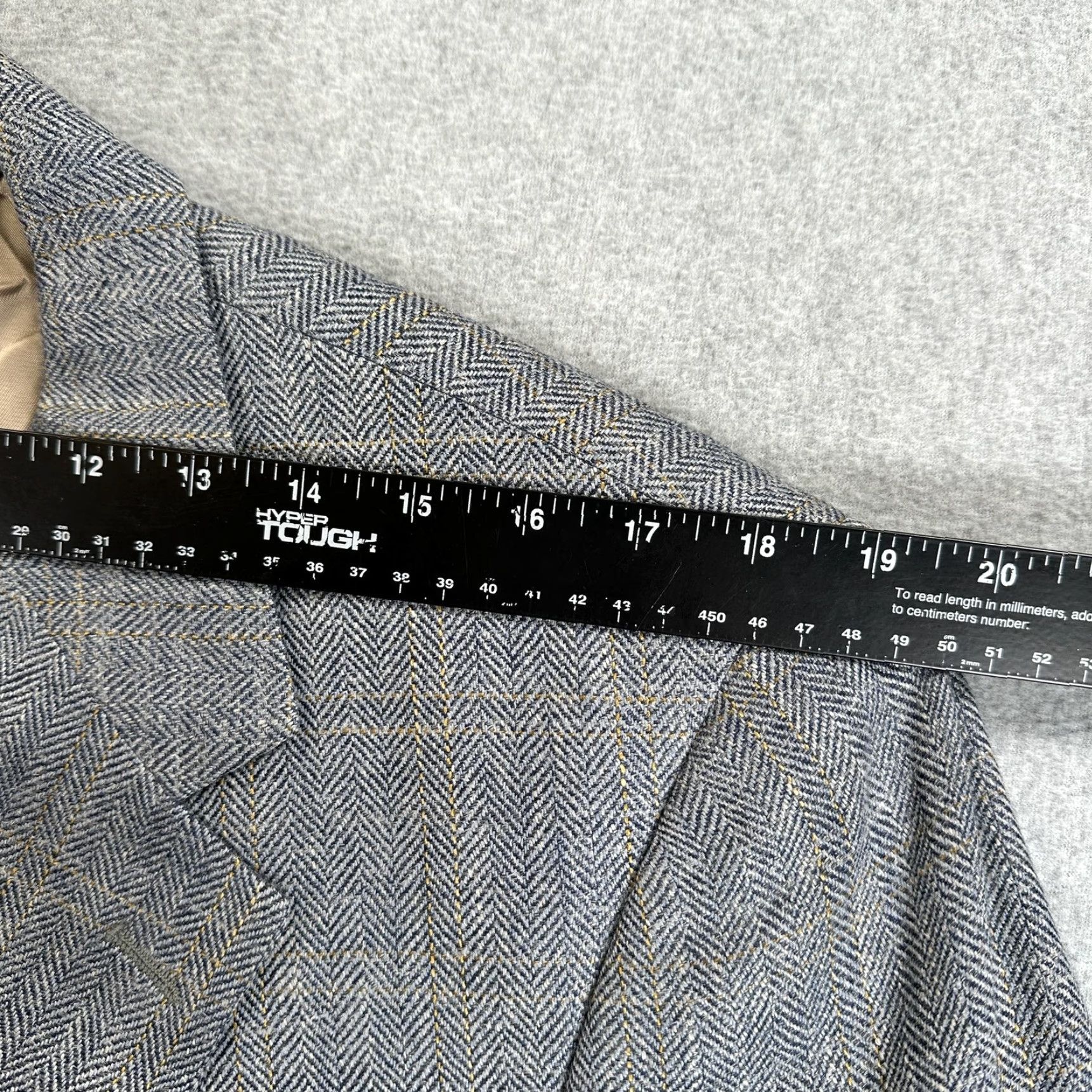 Brooks Brothers VINTAGE Brooks Brothers Blazer Sport Coat Mens 43 Gray Herringbone Tweed Made USA Size 46R - 5 Thumbnail