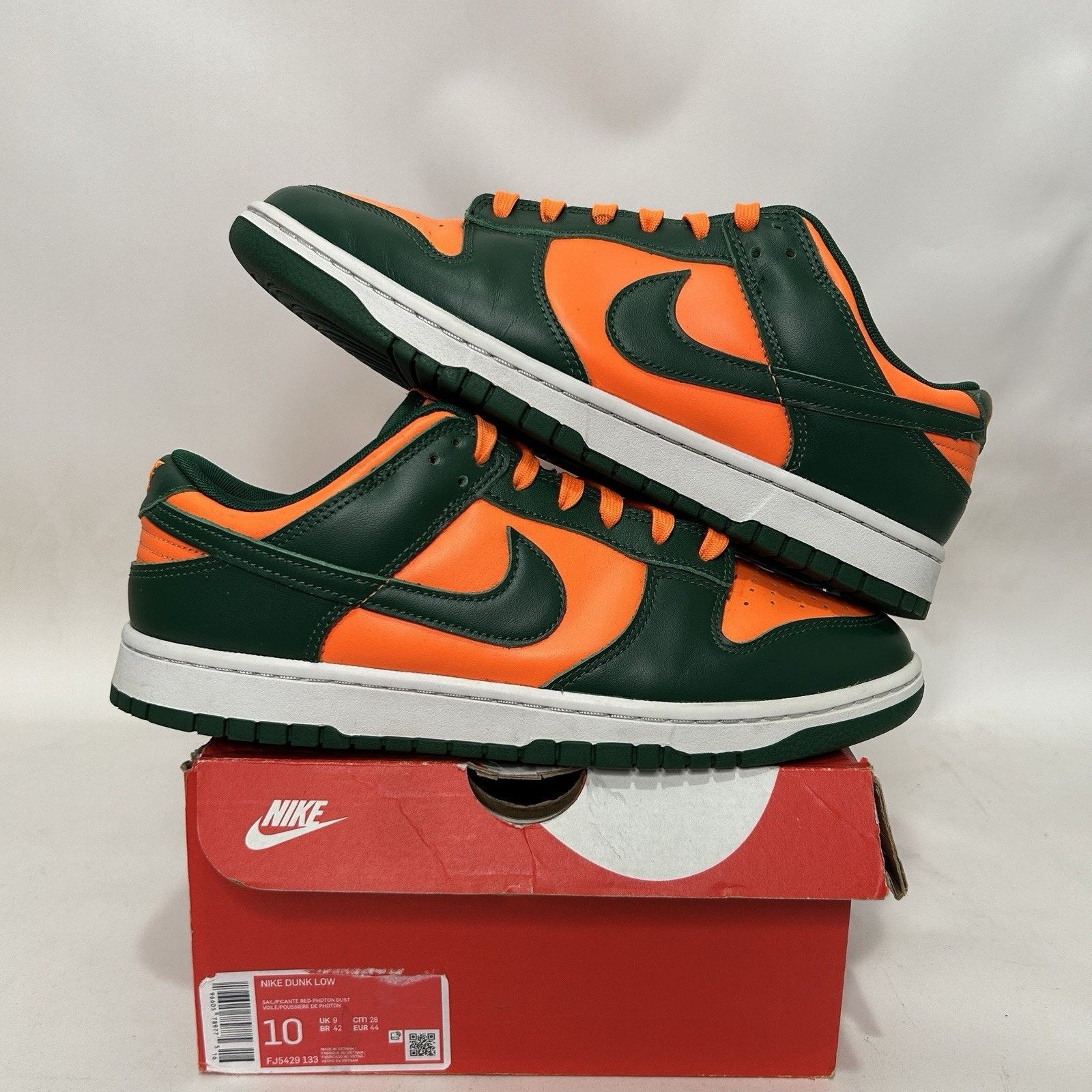 Nike Nike Dunk Low Retro “Miami Hurricanes/Gorge Green” Size US 10 / EU 43 - 1 Thumbnail