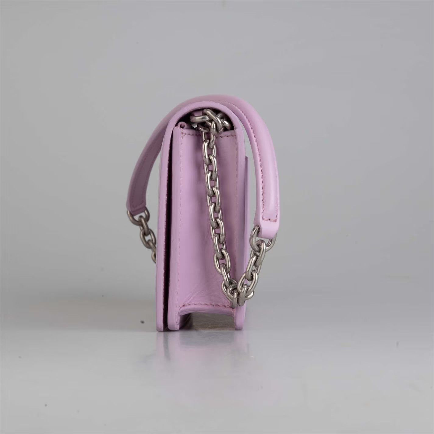 Off-White o1g2r1mq0225 Size: OS / Jitney 0.5 Shoulder Bag in Lilac Size ONE SIZE - 5 Thumbnail