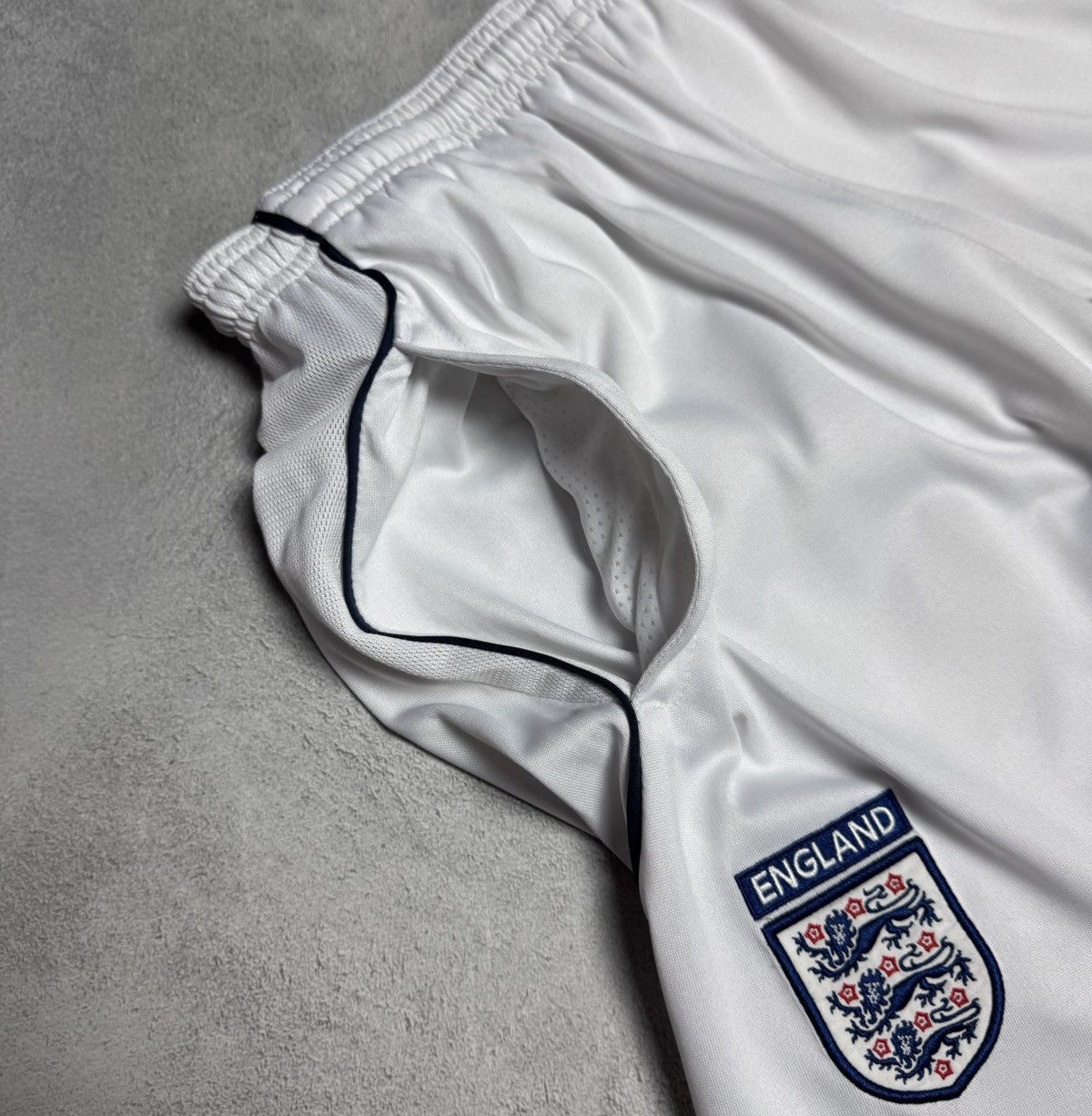 Umbro England 2000s Training Football Soccer Shorts Umbro Size US 32 / EU 48 - 7 Thumbnail