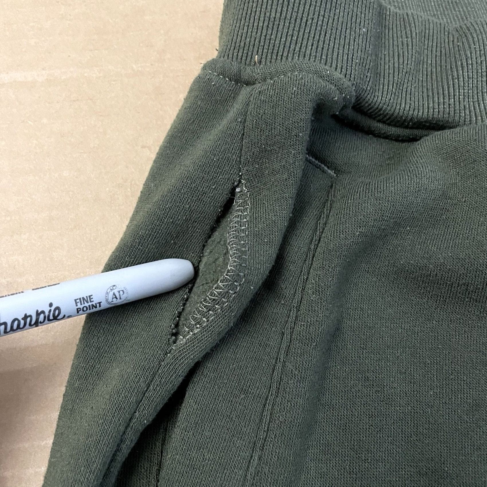 Southpole VINTAGE Southpole Sweatpants Adult Small Green Sweatpants Tapered Drawstring Y2K Mens Slim Athletic Sweatpants Green Mens Size US 29 - 4 Thumbnail