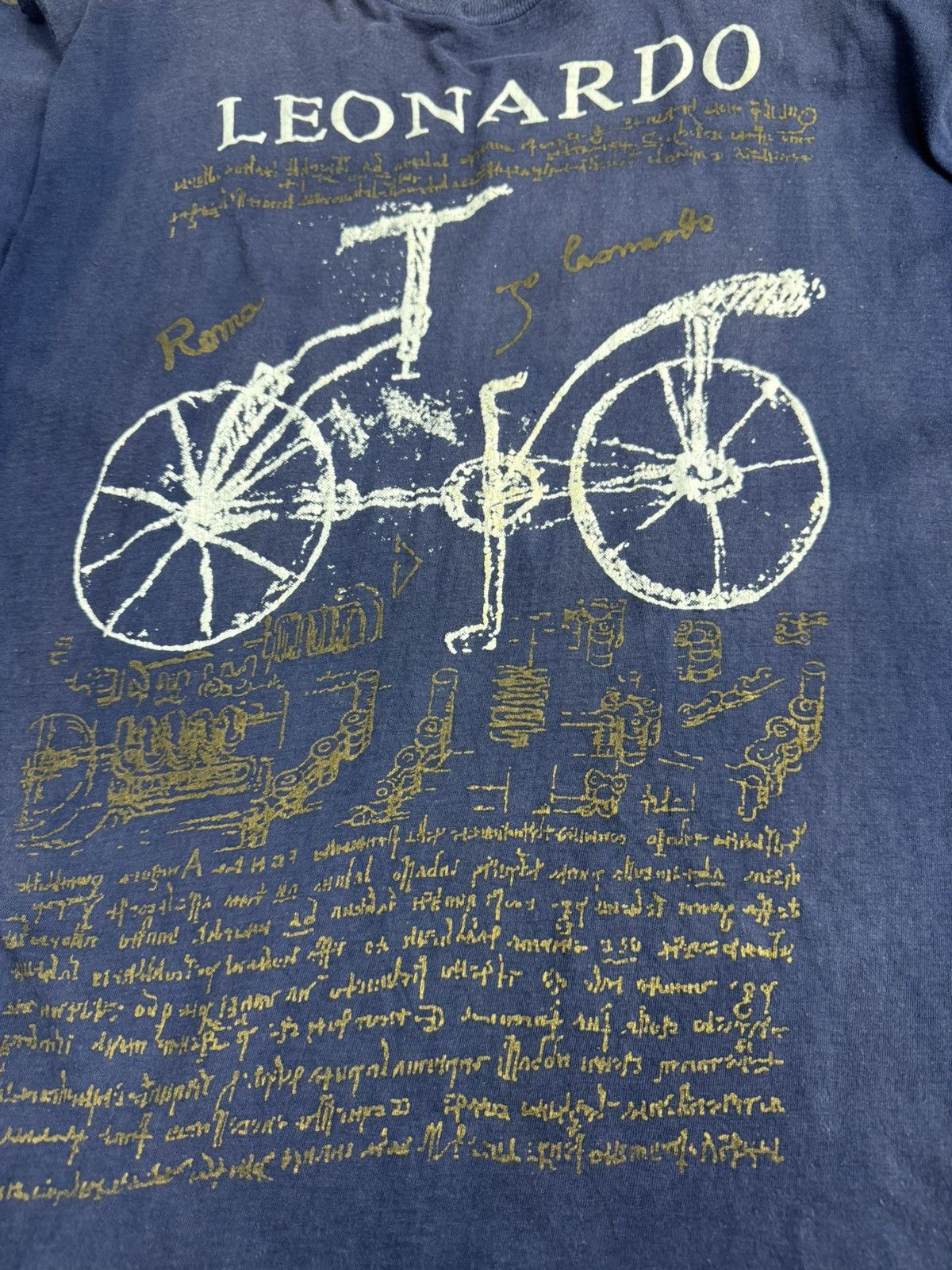 Vintage vintage 90s Leonardo da Vinci bicycle graphic t-shirt, Size US M / EU 48-50 / 2 - 7 Thumbnail