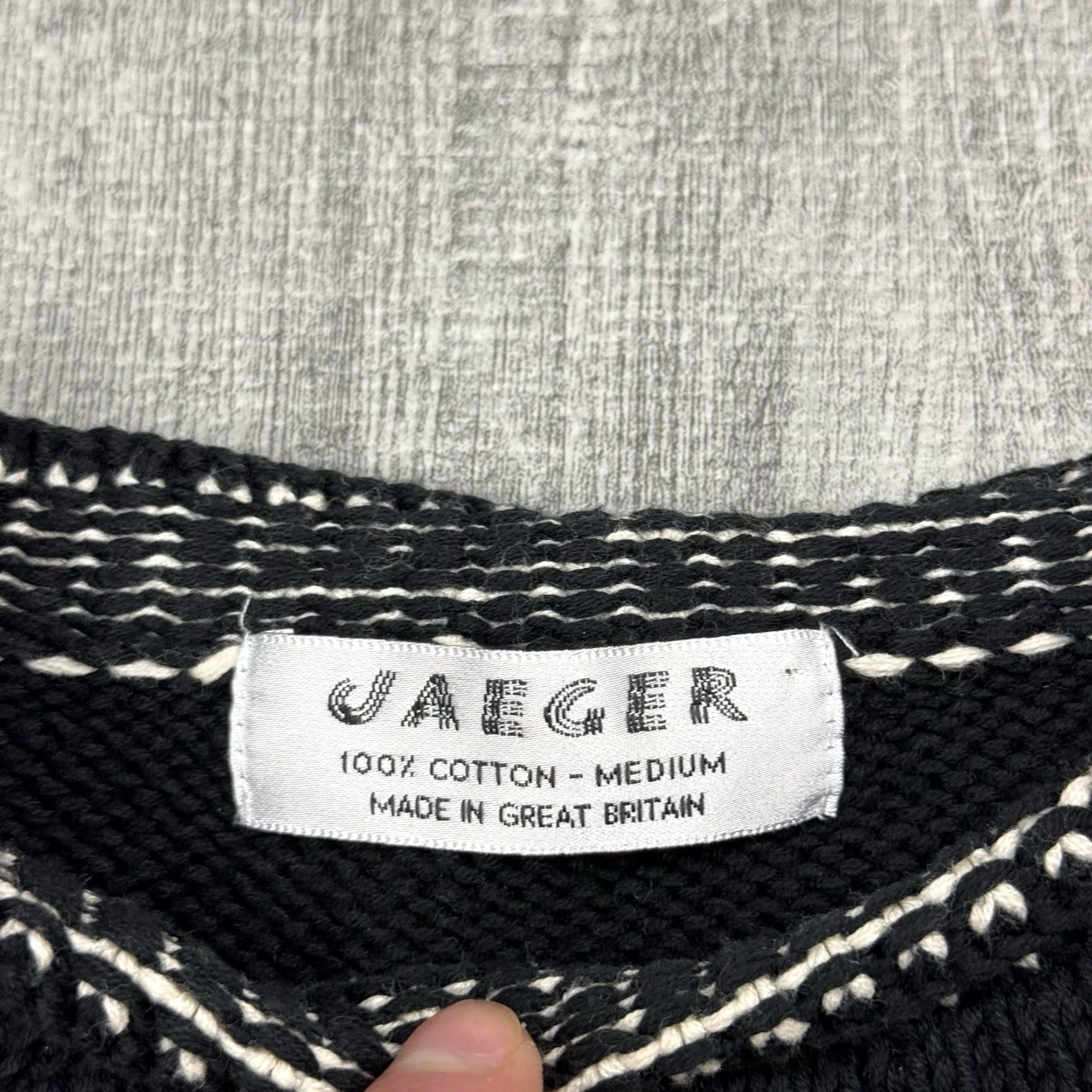 Jaeger VINTAGE Jaeger Men's Sweater 3D Knit Pullover Geometric Pattern British Wool Fall Winter Casual Size US M / EU 48-50 / 2 - 3 Thumbnail
