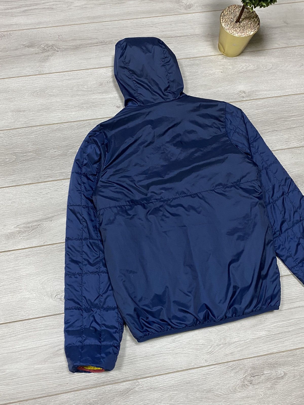 Nike Nike 2 in 1 reversible Barcelona double sided micropuffer Size US S / EU 44-46 / 1 - 11 Thumbnail