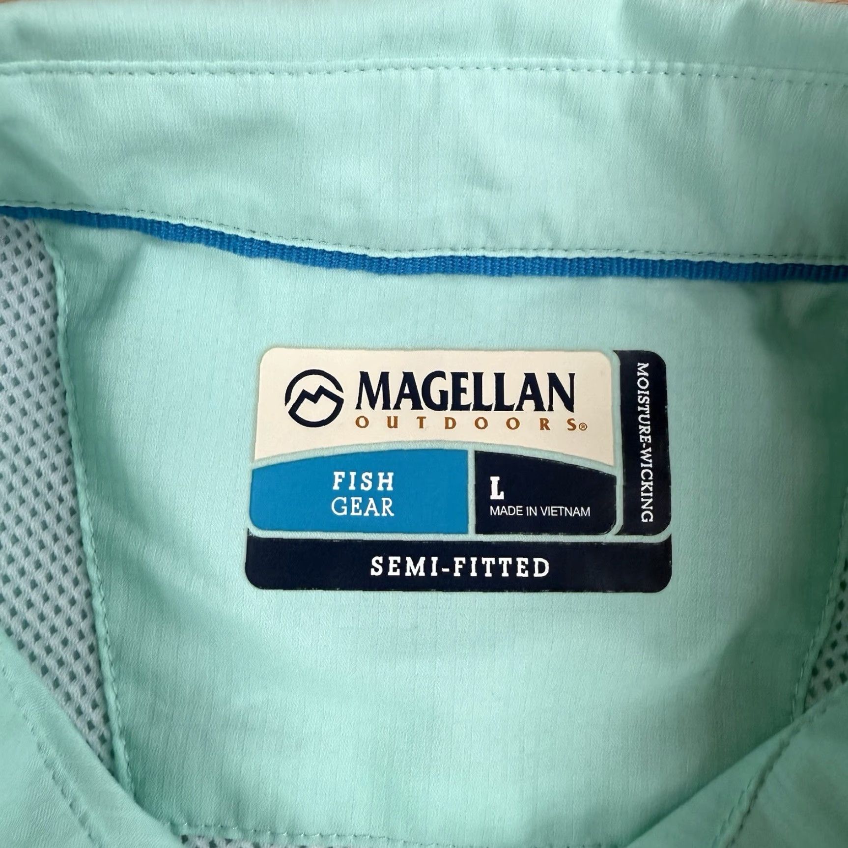 Vintage Magellan Shirt Womens Large Short Sleeve Button-Up Semi Fitted Green Fish Size L / US 10 / IT 46 - 2 Thumbnail