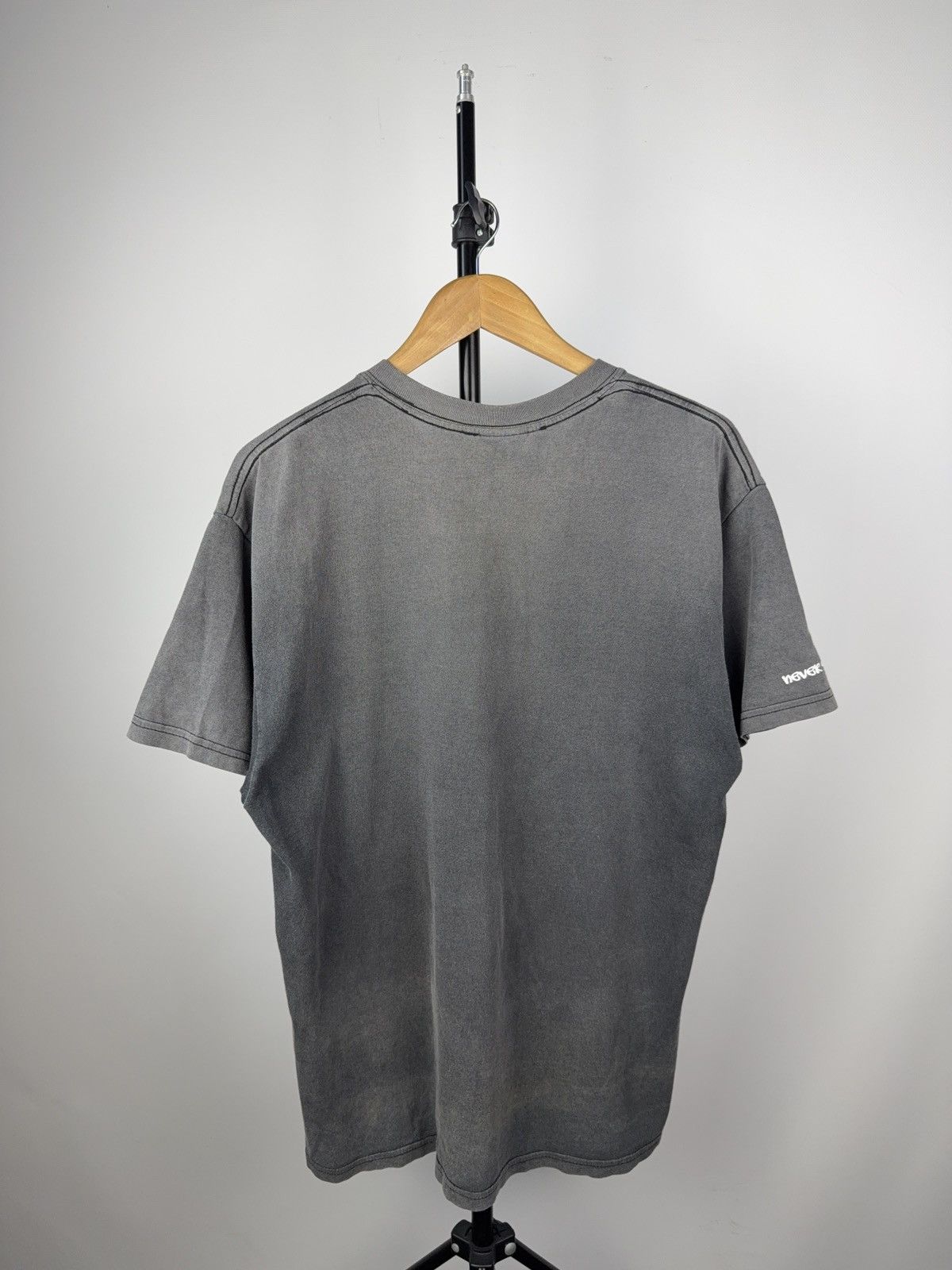 Band Tees × Vintage Vintage 90s Never Summer Snowboarding Faded Tee USA Made L Size US L / EU 52-54 / 3 - 7 Thumbnail
