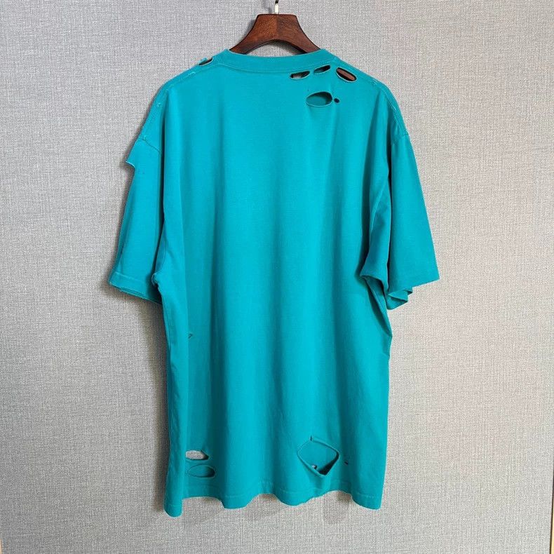 Balenciaga Balenciaga Lake green big destruction logo short sleeve 250 Size US M / EU 48-50 / 2 - 2 Thumbnail