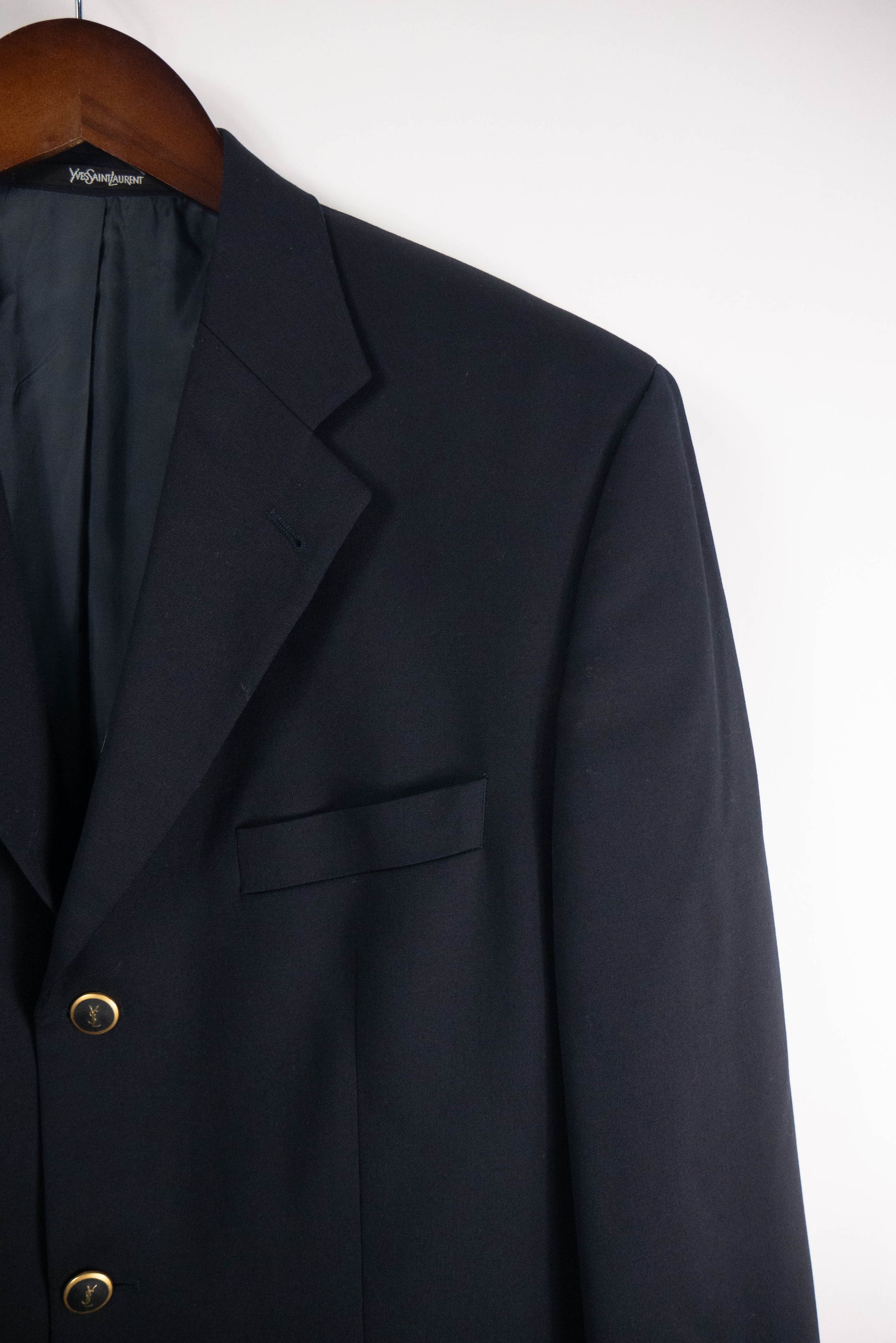 Designer × Yves Saint Laurent Ysl Yves Saint Laurent blazer fastened with gold buttons Size 50R - 2 Thumbnail