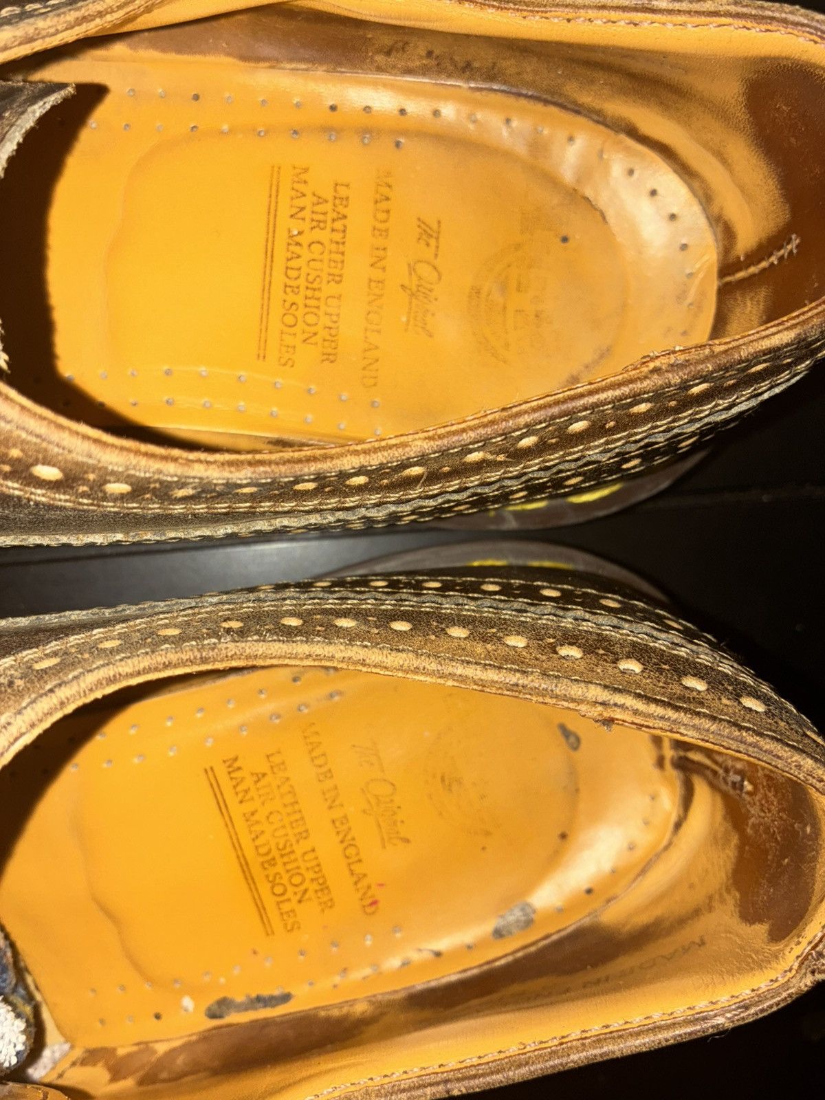 Dr. Martens Dr Martens Brown Brogue 3989 leather wingtip oxford england Size US 8 / EU 41 - 7 Thumbnail