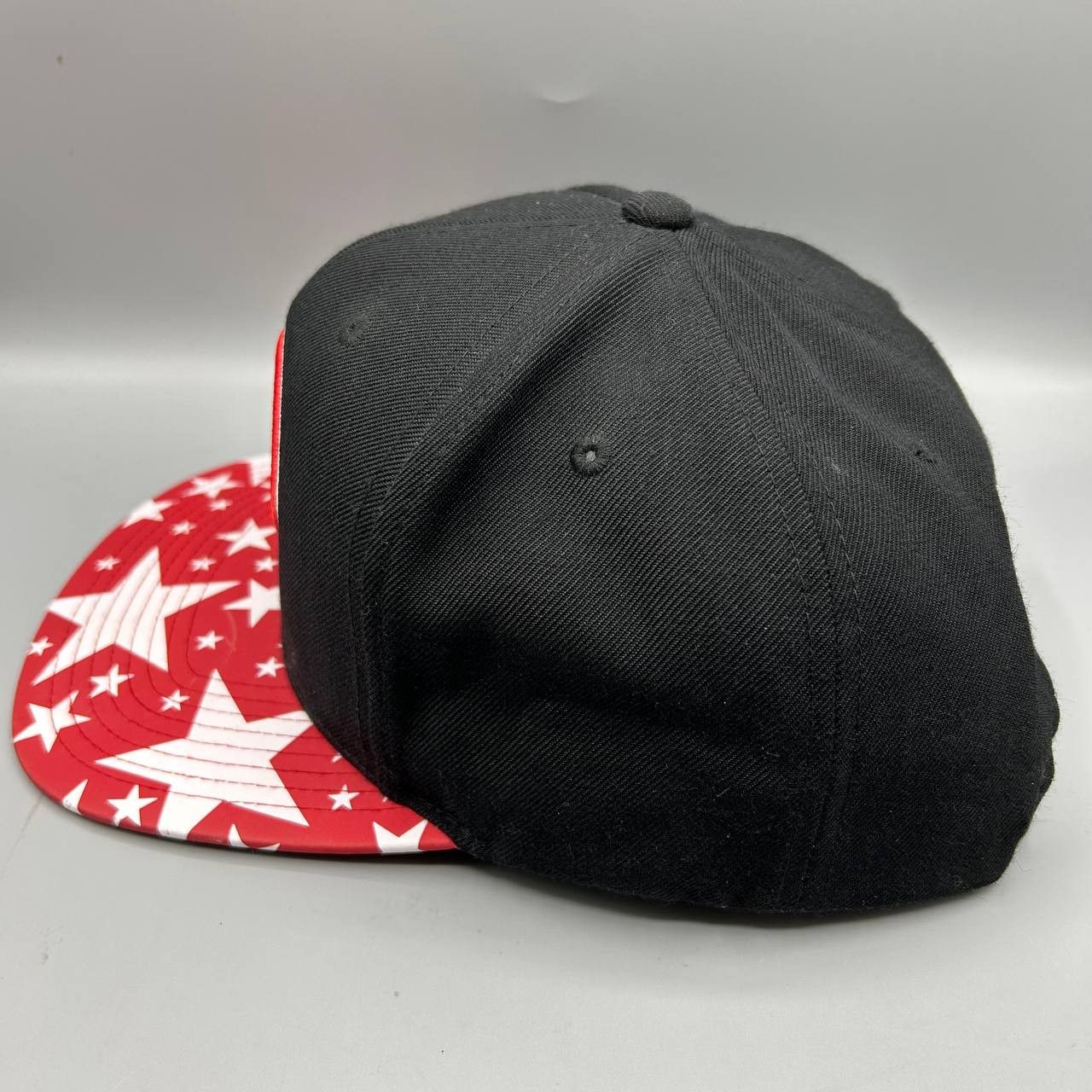 Mitchell & Ness Atlanta Hawks Hat Men Black Red Star NBA Snap Back Cap Size ONE SIZE - 3 Thumbnail