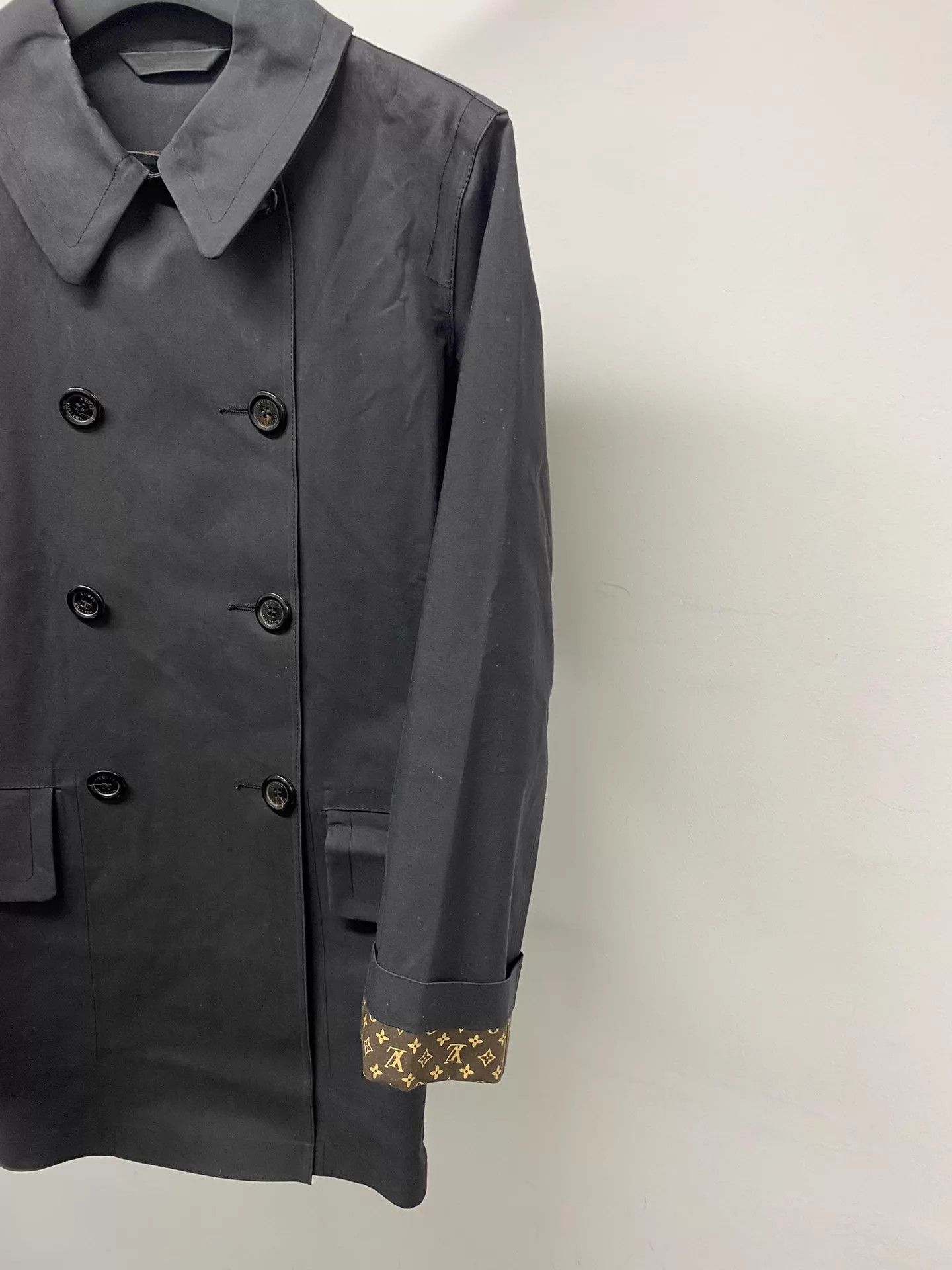 Louis Vuitton LV Double Breasted Monogram Trench Coat 36 Black/Grey Size XS / US 0-2 / IT 36-38 - 3 Thumbnail