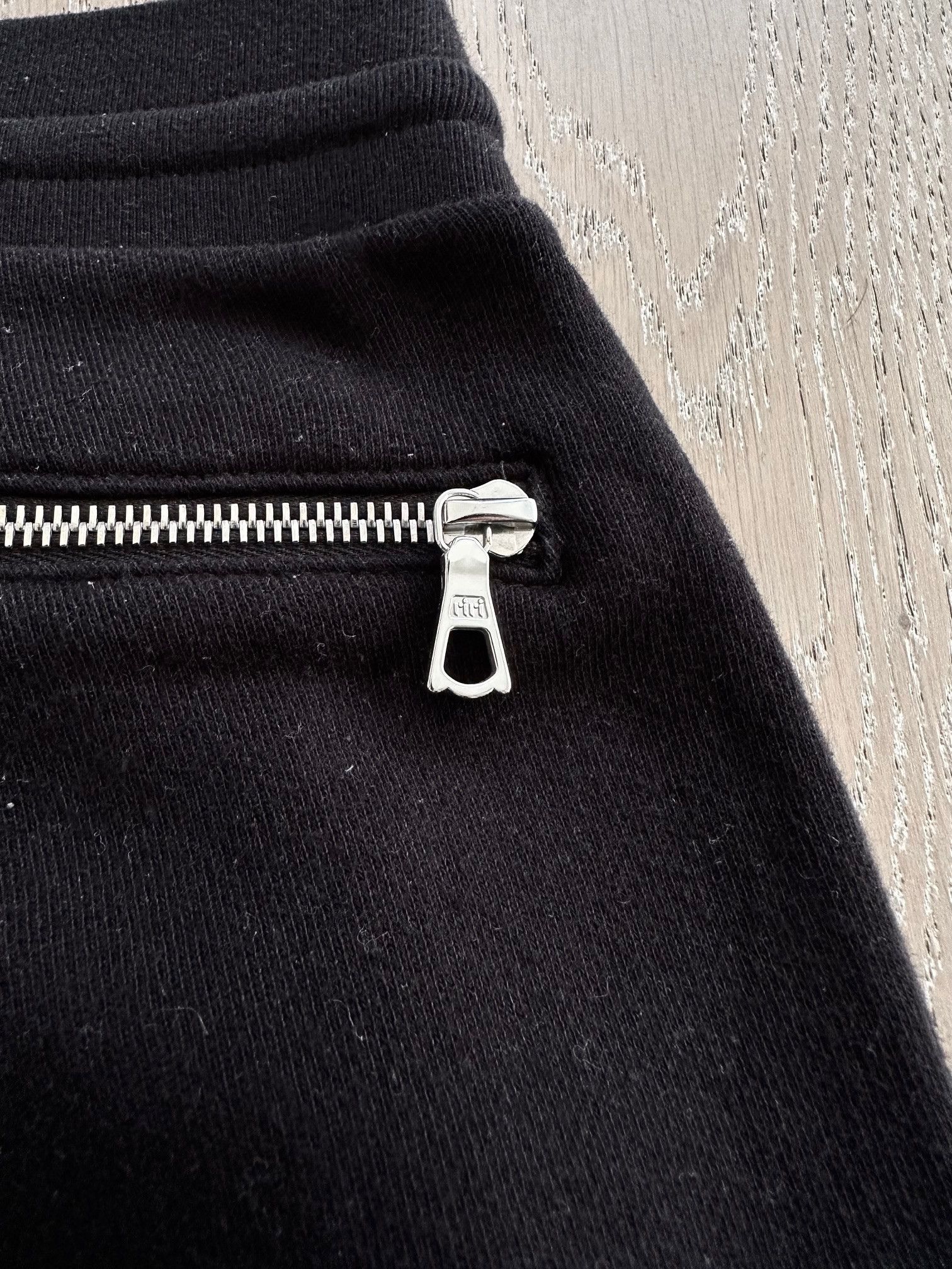 John Elliott Black Escobar Slim Sweatpants - Size 1 / Small Size US 30 / EU 46 - 9 Thumbnail