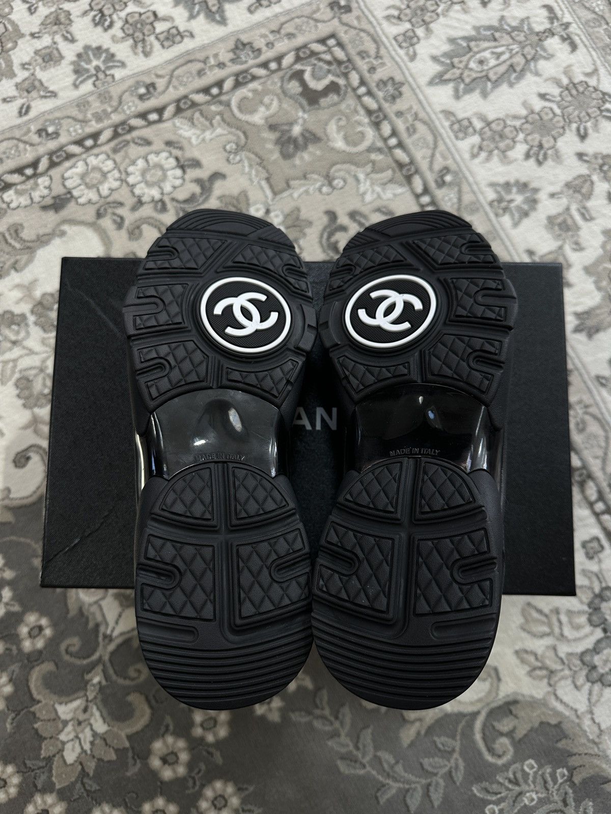 Chanel Chanel Sports Sneakers Size US 7 / EU 40 - 8 Thumbnail