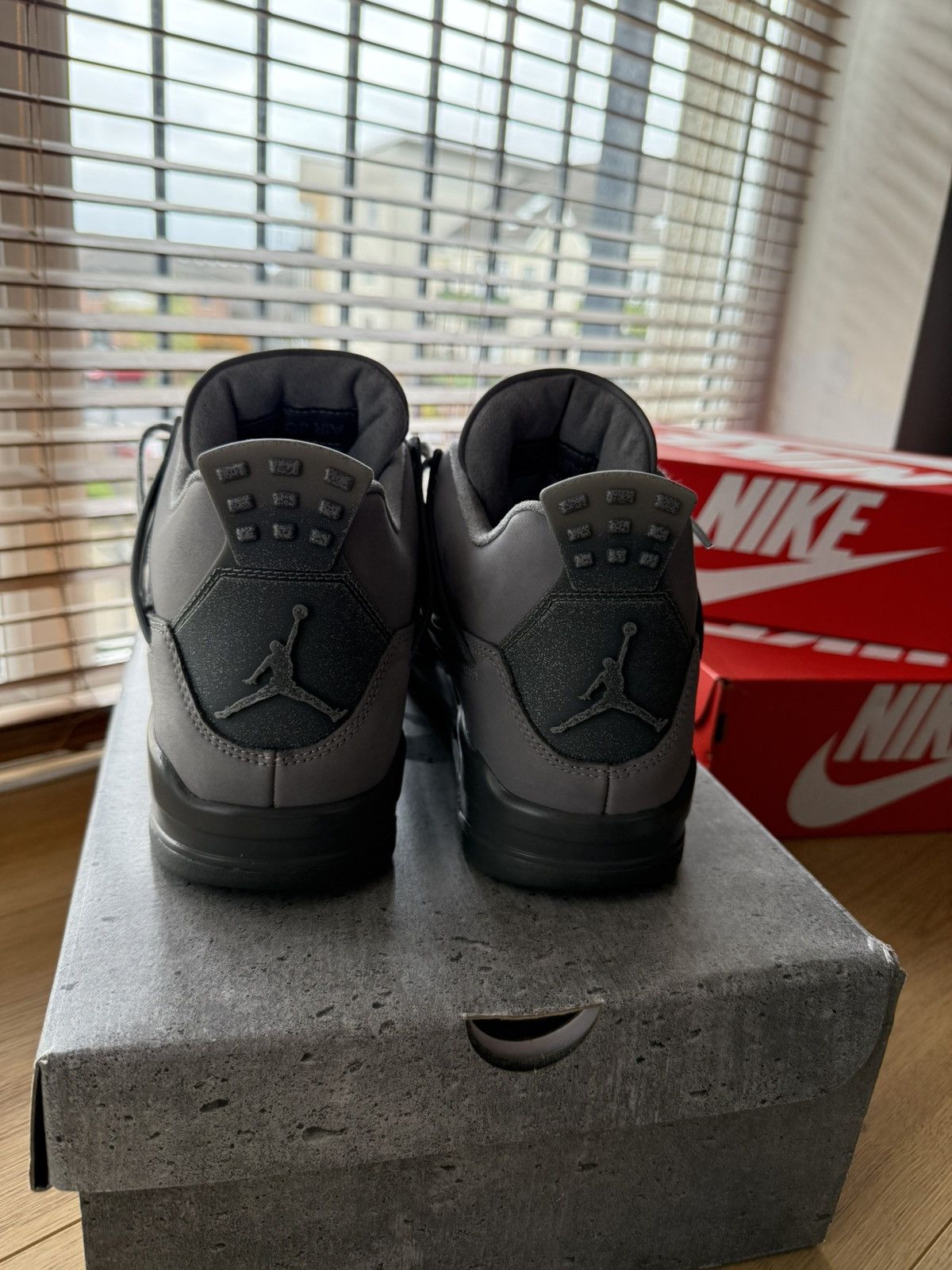 Nike Air Jordan's 4 Retro SE “Wet Cement” UK9/US10 Size US 9 / EU 42 - 8 Thumbnail