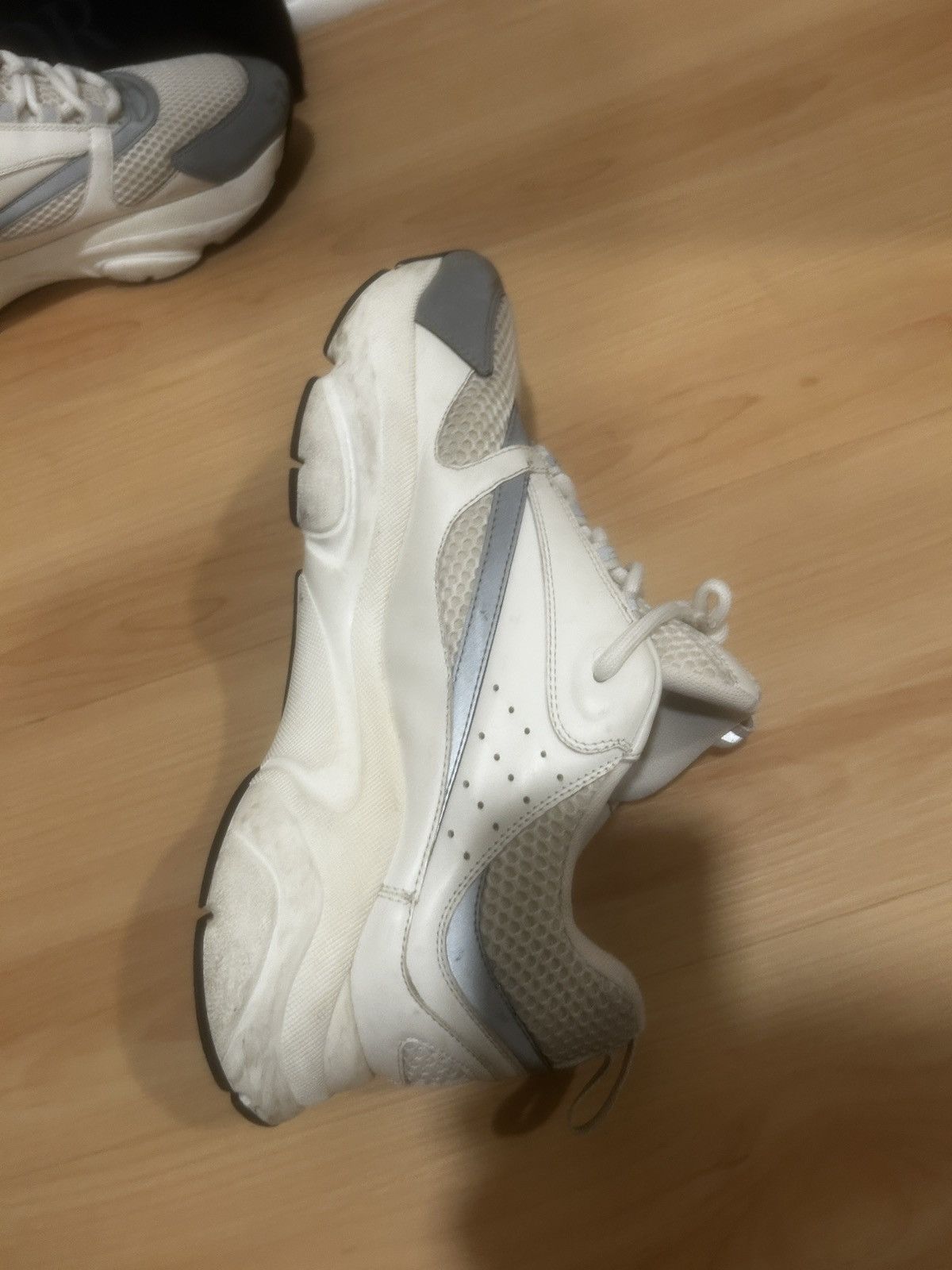 Dior Dior B22 Sneakers – White / Silver Size US 11 / EU 44 - 7 Thumbnail