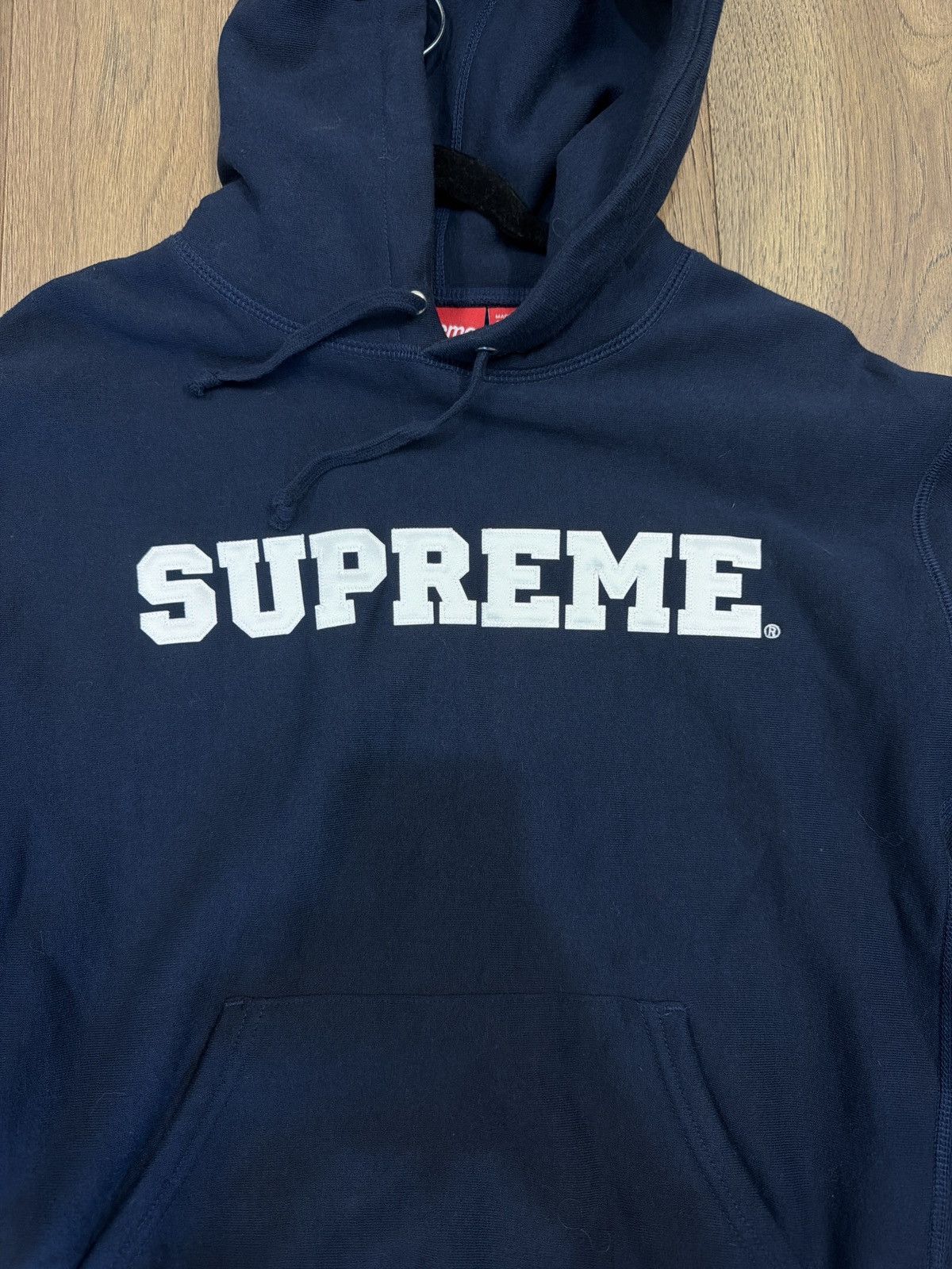 Supreme Supreme Collegiate Hooded Sweatshirt 'Navy' Size US S / EU 44-46 / 1 - 2 Thumbnail