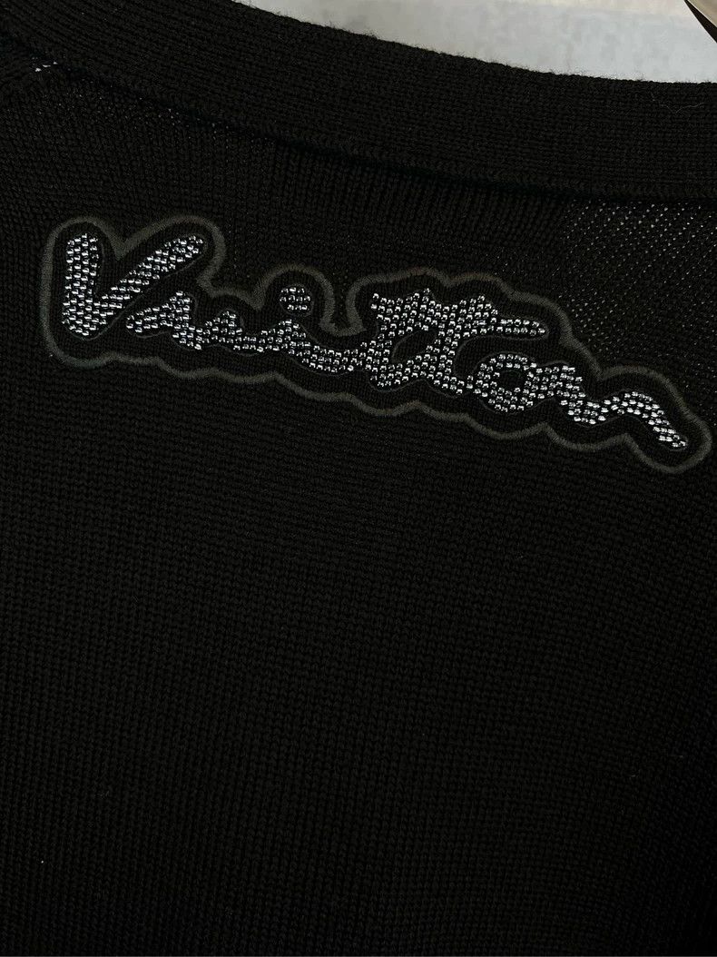 Louis Vuitton Louis Vuitton size 5l Black Spaceman rhinestone LOGO sweate Size US M / EU 48-50 / 2 - 3 Thumbnail