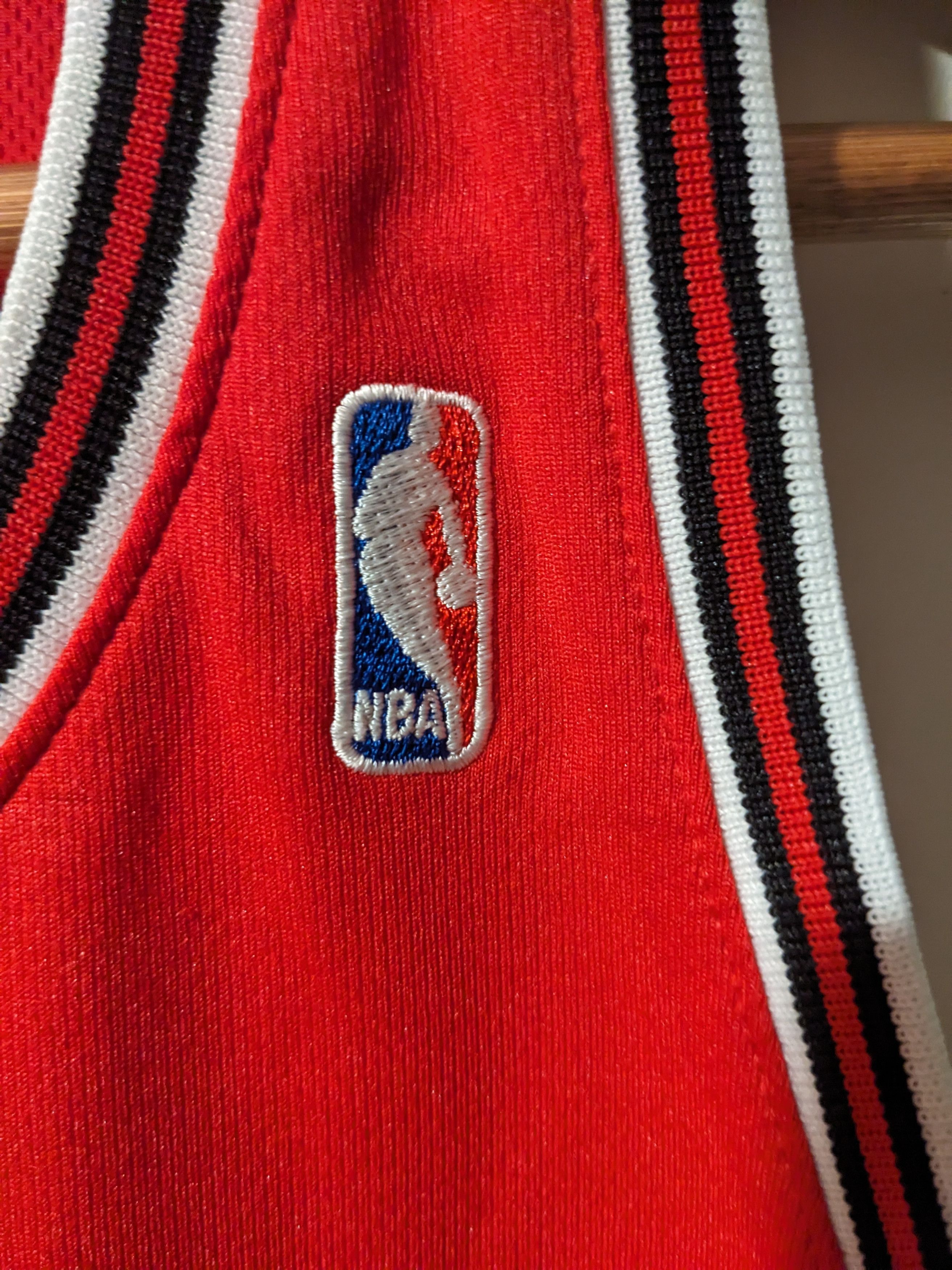 Adidas × NBA × Vintage Chicago Bulls Derrick Rose NBA 4 Her Adidas Red Small Jersey Size S / US 4 / IT 40 - 4 Thumbnail