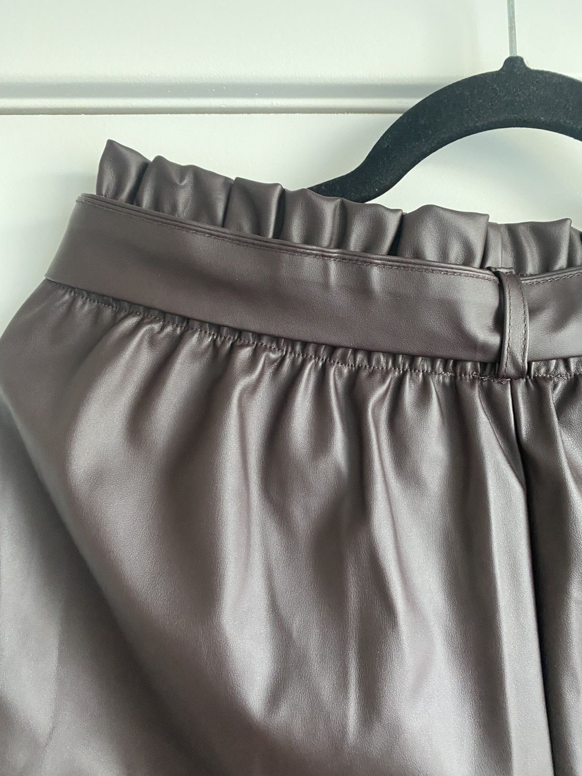 Other RILEY & JAMES Faux Leather Shorts Women Sz M Paper Bag Waist Size 32" / US 10 / IT 46 - 5 Thumbnail