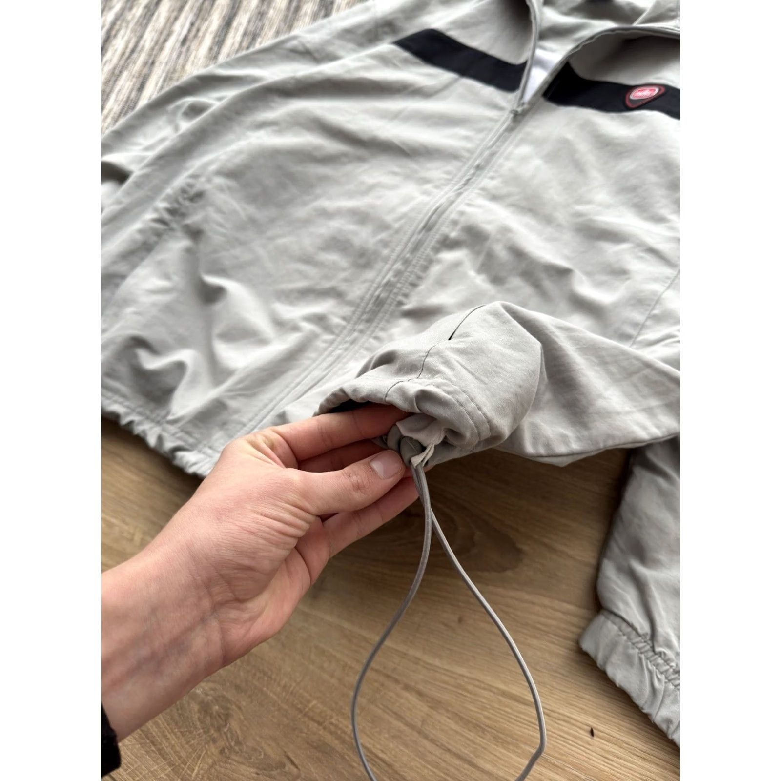 Nike VINTAGE Nike 90s Track Jacket XL Gray Mens Nylon Zip Casual Retro Y2K Streetwear 90s Decade Size US XL / EU 56 / 4 - 3 Thumbnail