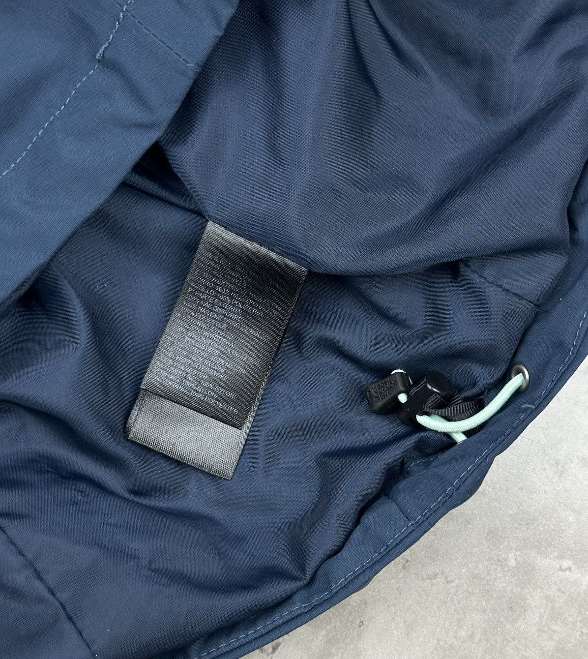 The North Face The North Face HyVent Jacket Blue Women Size XS Size XS / US 0-2 / IT 36-38 - 12 Thumbnail