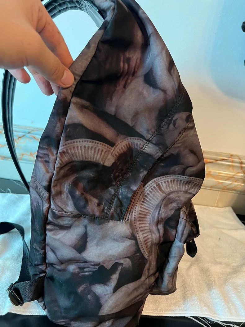 Givenchy Givenchy Dark Mother Double Shoulder Backpack Size ONE SIZE - 3 Thumbnail
