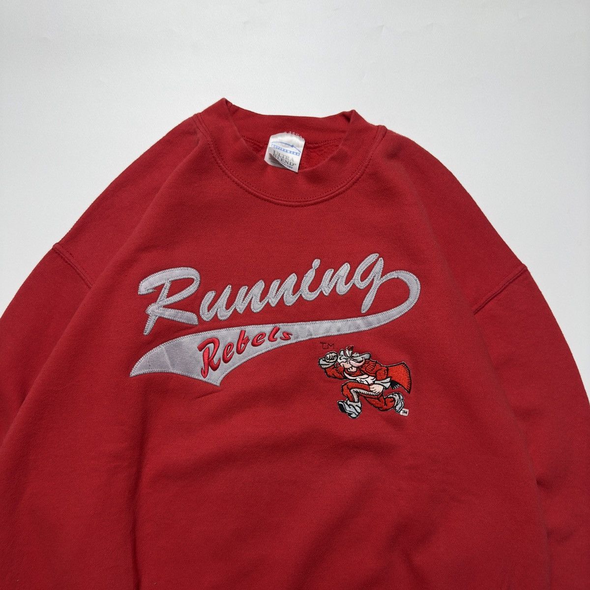 Vintage Vtg Sweatshirt Running Rebels Teams Size US L / EU 52-54 / 3 - 2 Thumbnail