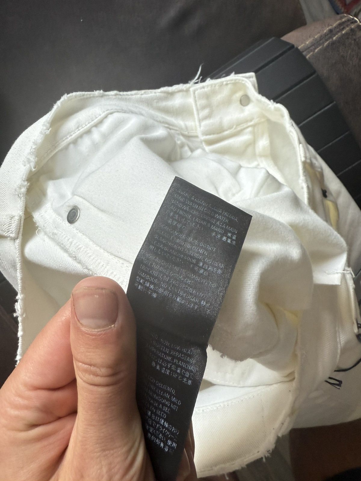 Balenciaga White Denim Jeans with Raw Hem Detail Size US 34 / EU 50 - 18 Thumbnail