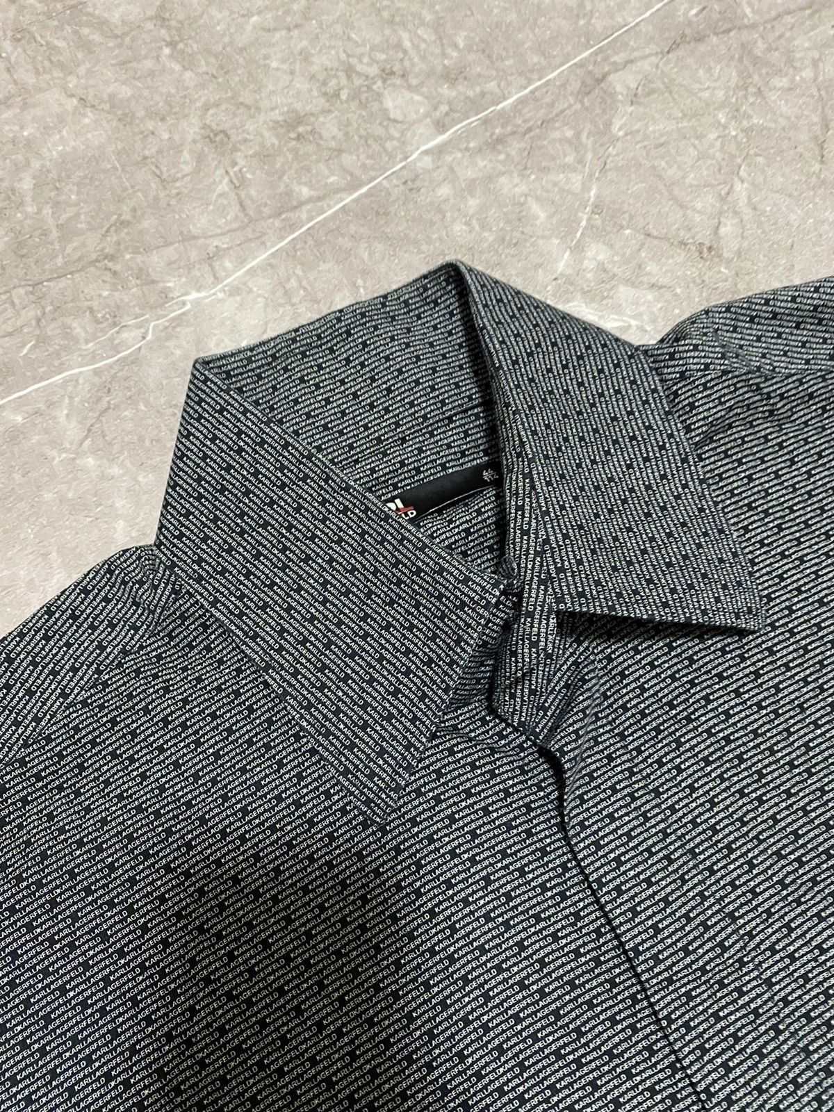 Karl Lagerfeld Karl Lagerfeld Multi Logo All Over Print Shirt Button Up Size US XL / EU 56 / 4 - 8 Thumbnail
