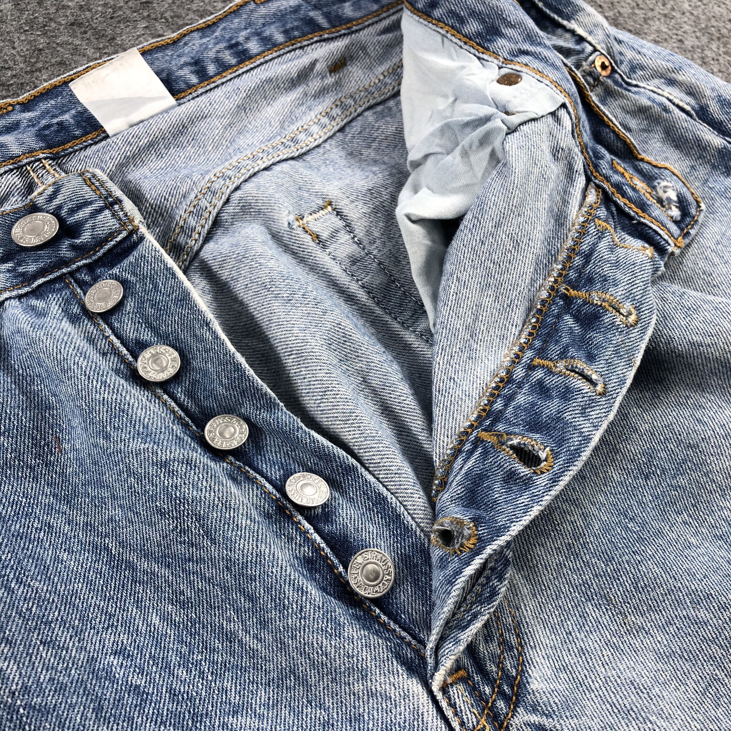 Levi's × Vintage Vintage 90s Distress Levis 501 Jeans-JM1142 Size US 37 - 11 Thumbnail
