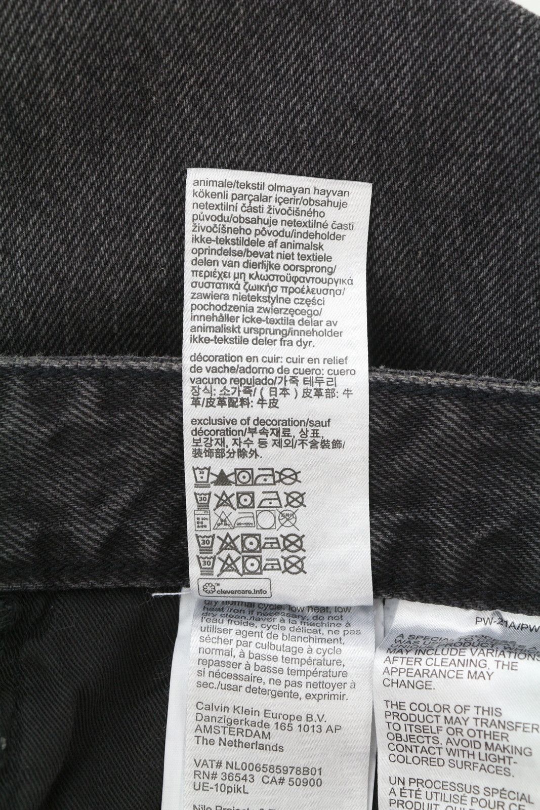 Calvin Klein 90S STRAIGHT W32 Black Zip Fly Pockets Denim 85209 Size US 32 / EU 48 - 9 Thumbnail